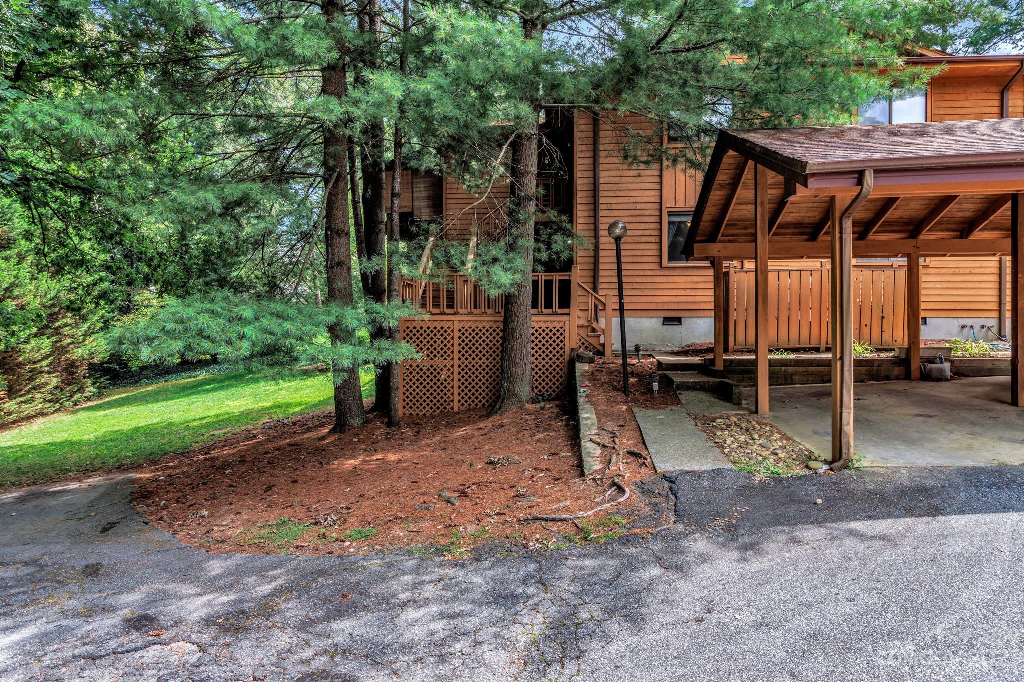 531 Courtwood Lane Unit: 2