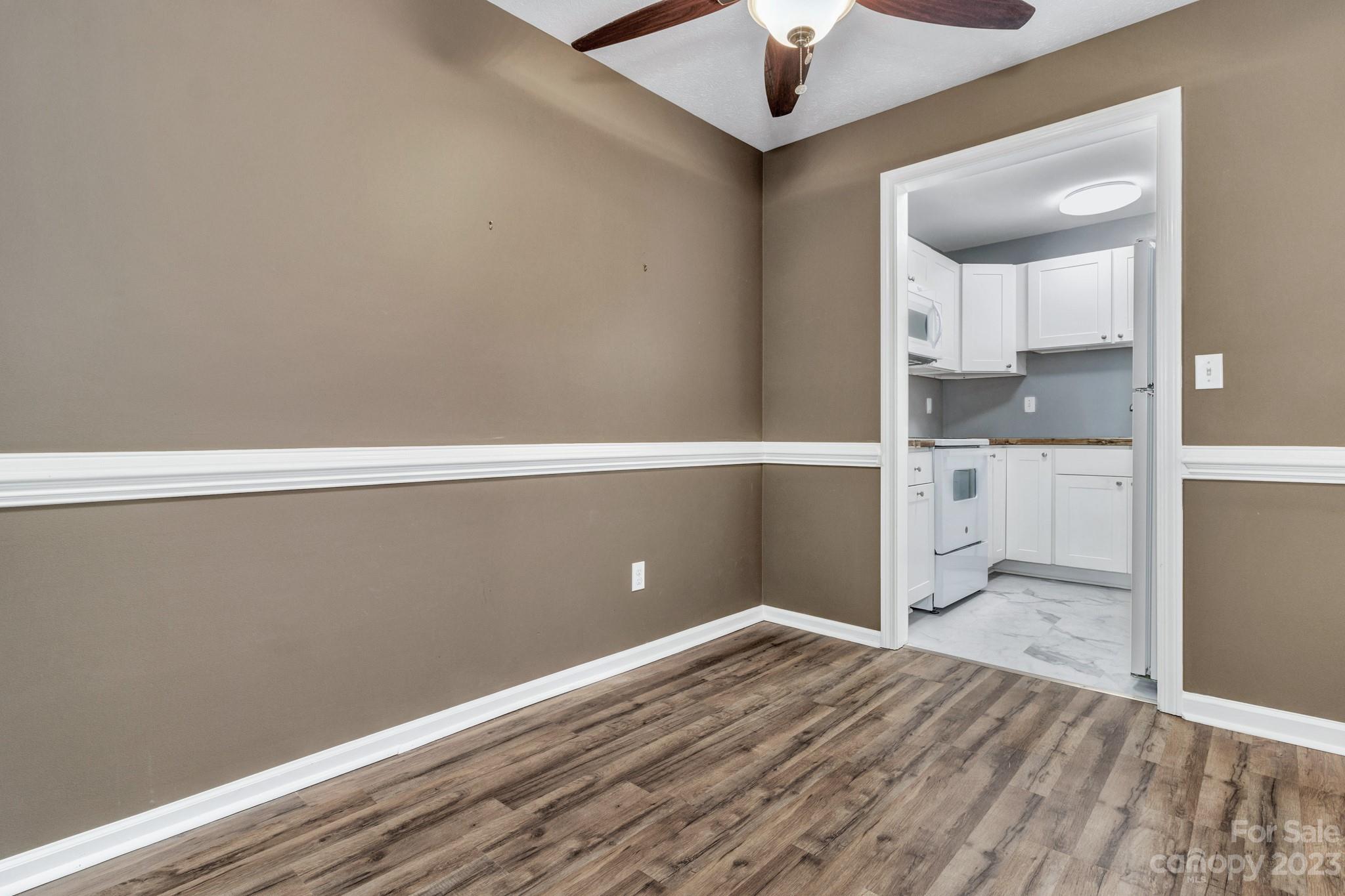 531 Courtwood Lane Unit: 2