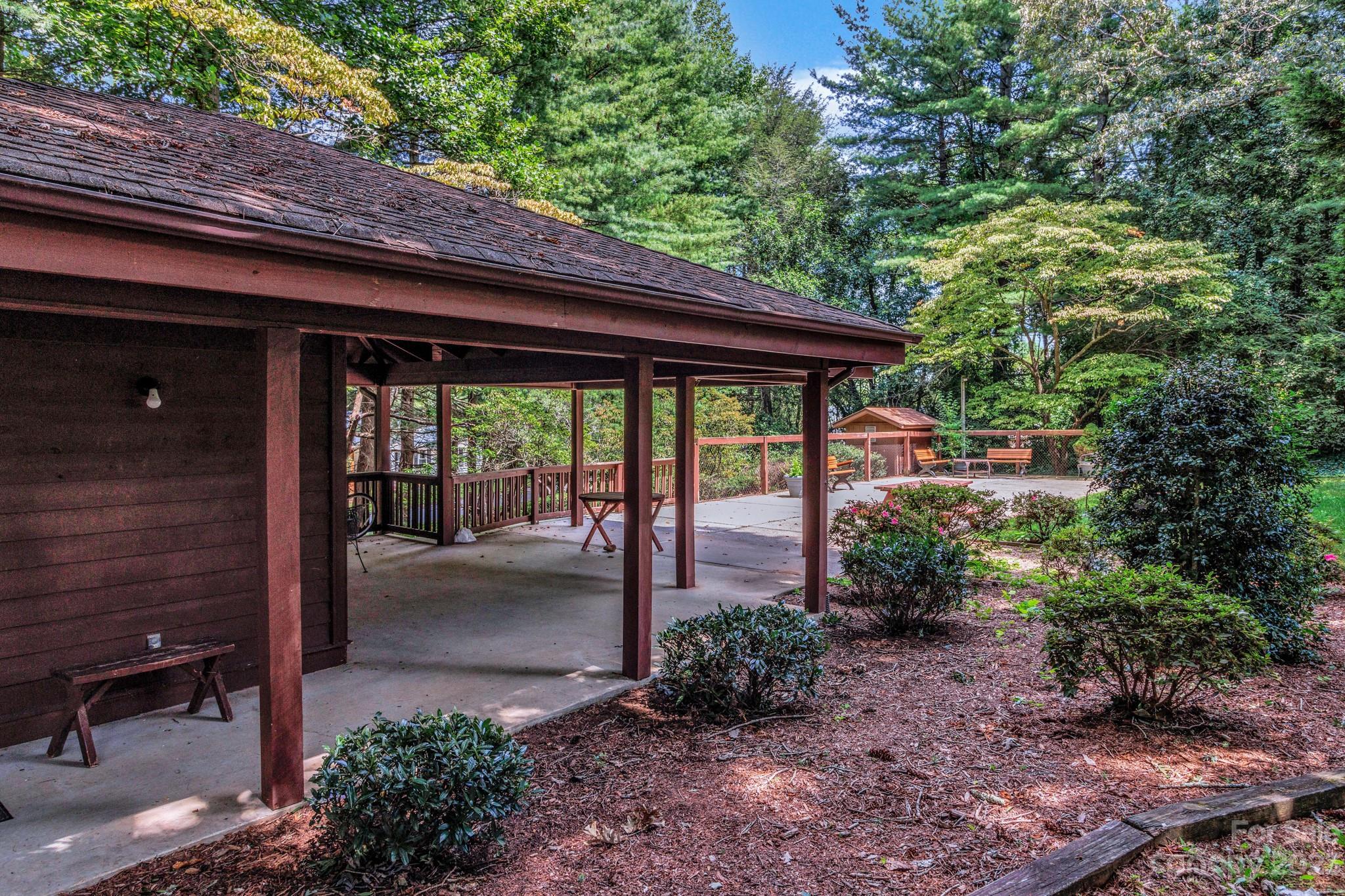 531 Courtwood Lane Unit: 2