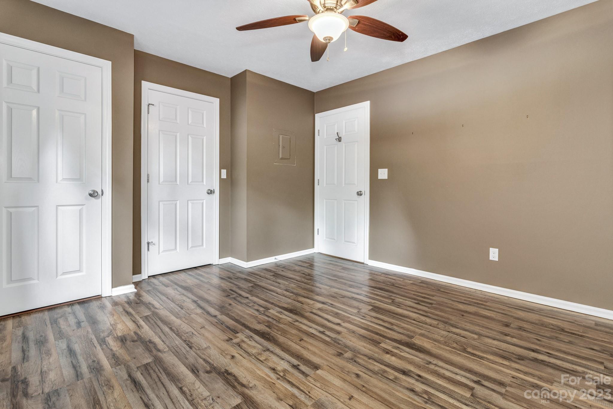 531 Courtwood Lane Unit: 2