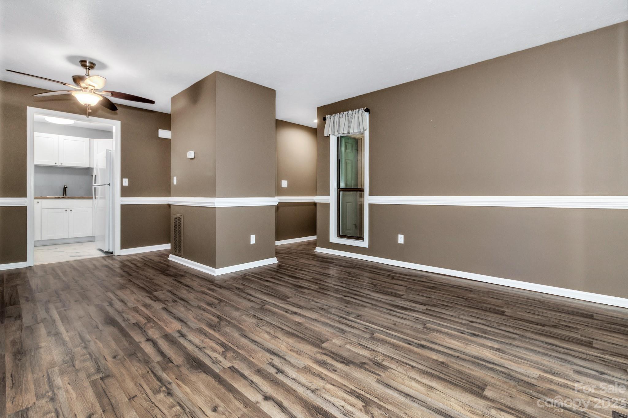 531 Courtwood Lane Unit: 2