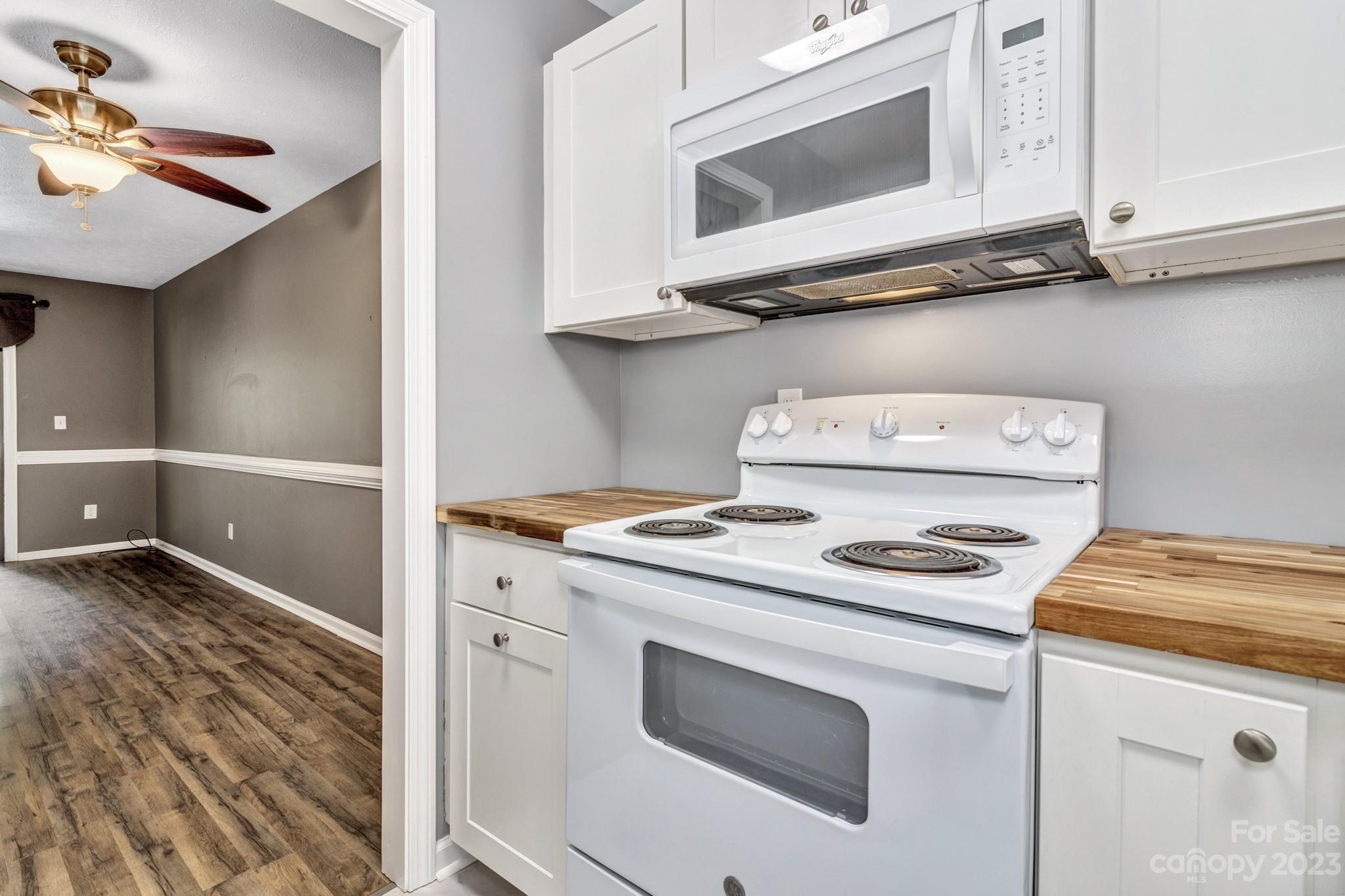 531 Courtwood Lane Unit: 2