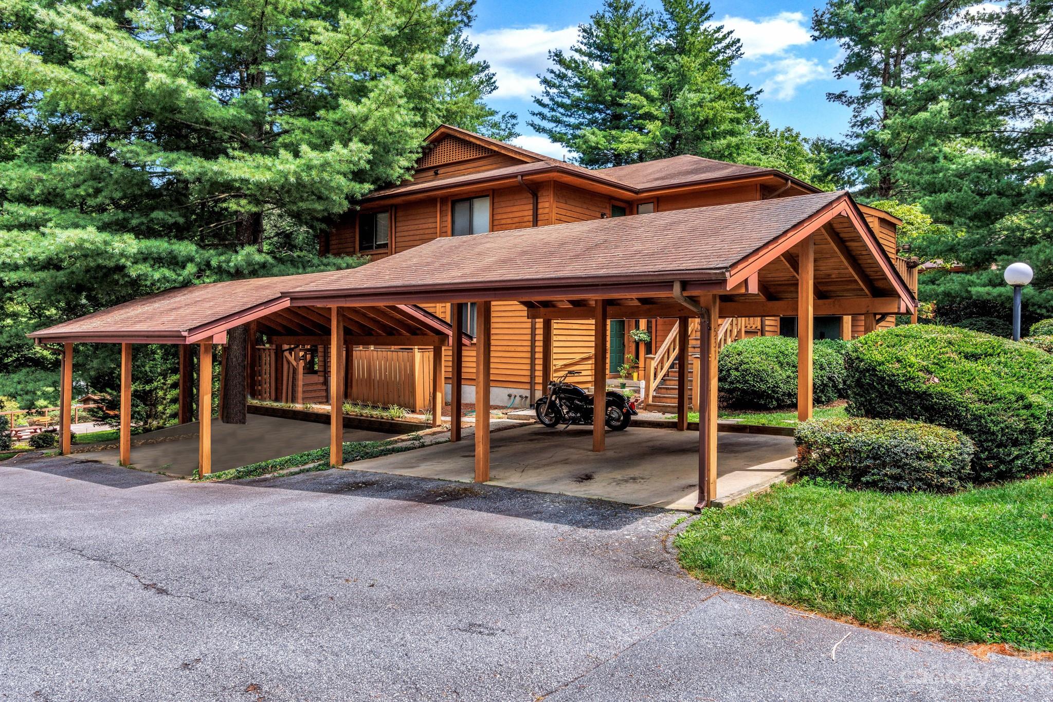 531 Courtwood Lane Unit: 2