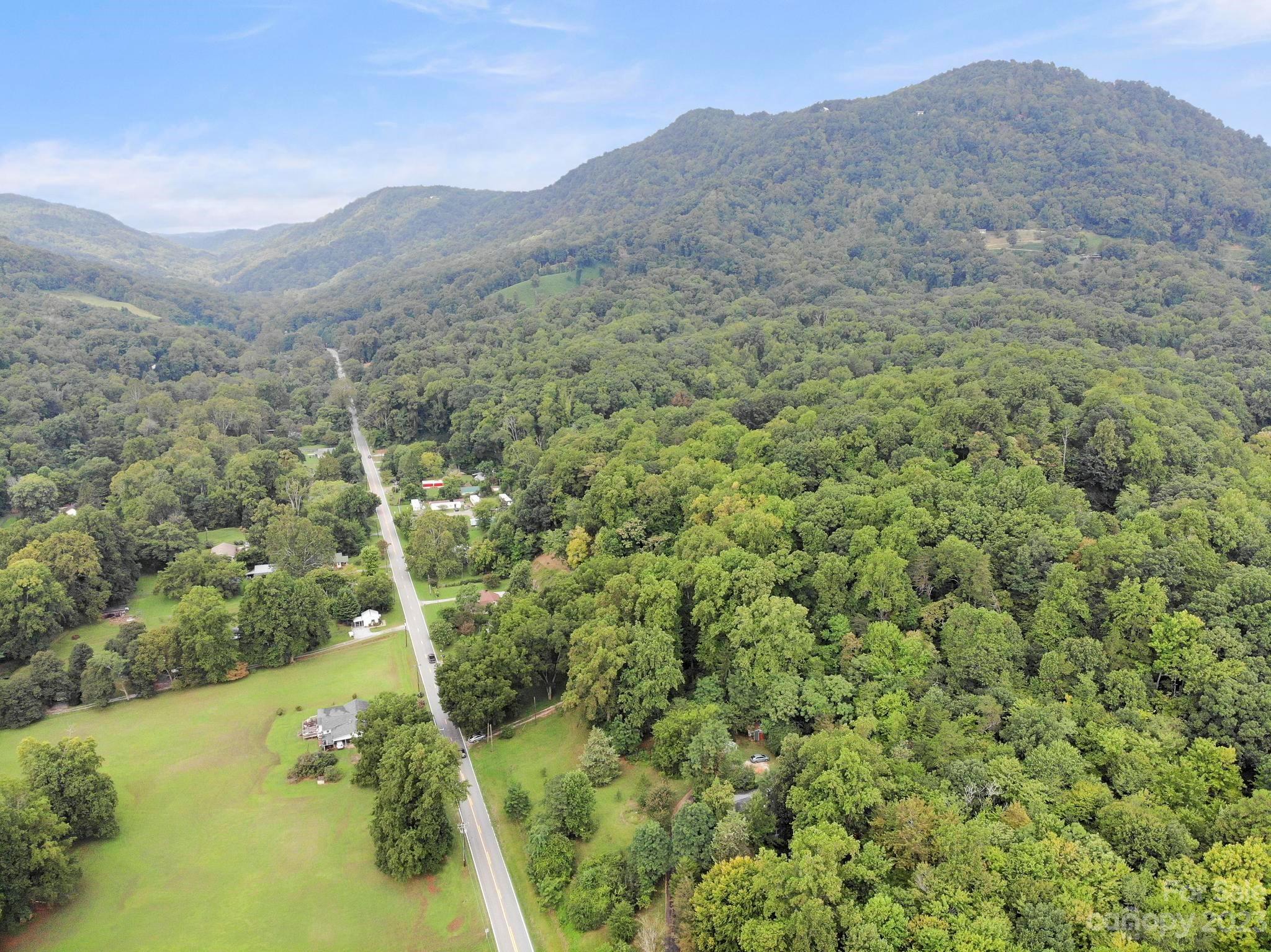 1850 NC Highway 176 Highway