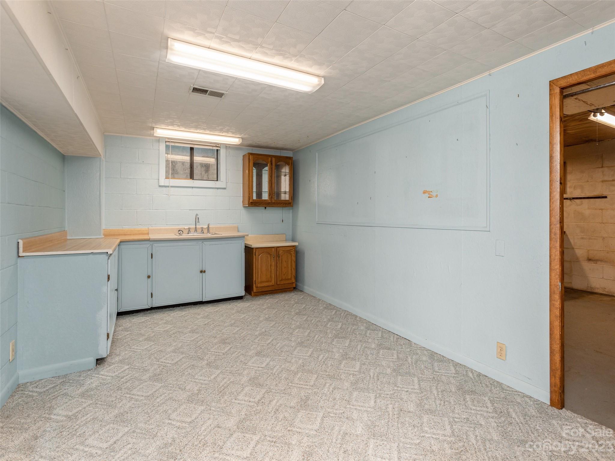 312 Colony Lane