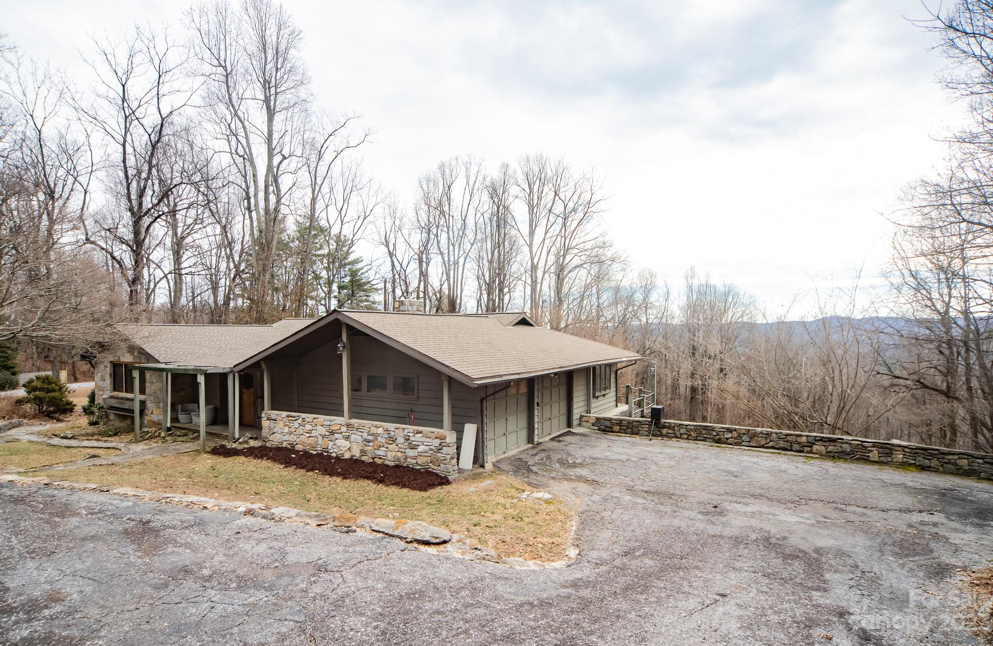 2618 Hebron Road