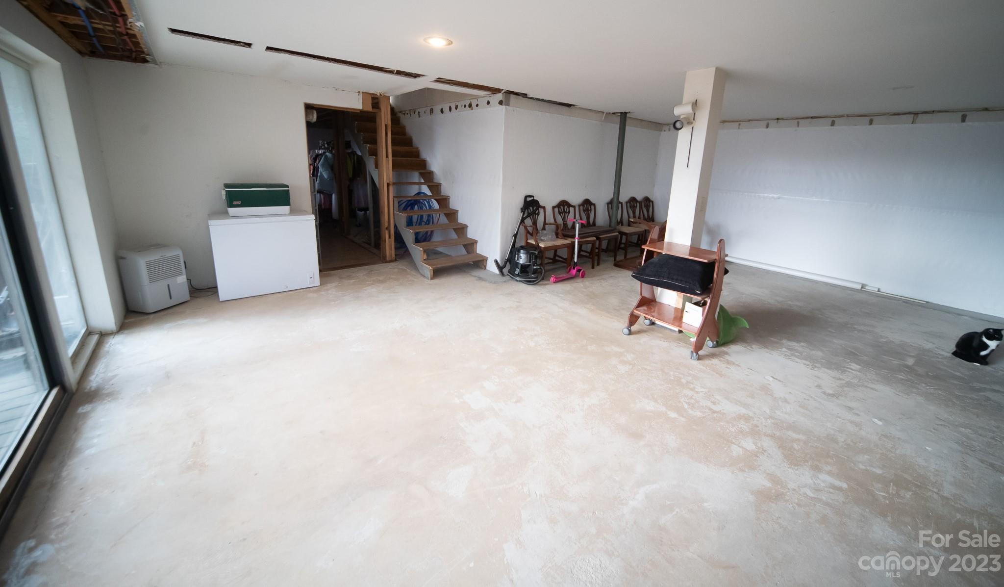 2618 Hebron Road