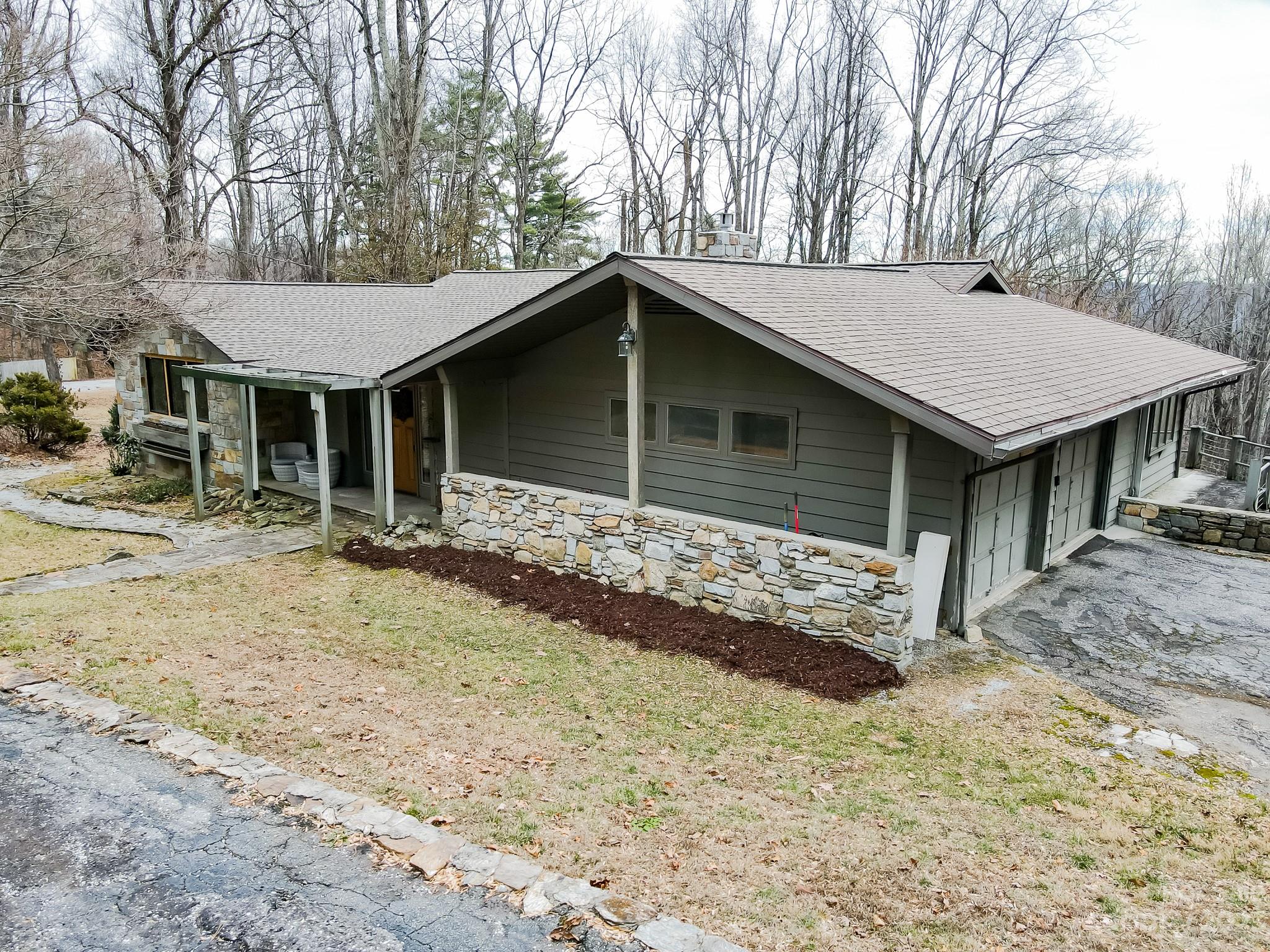 2618 Hebron Road