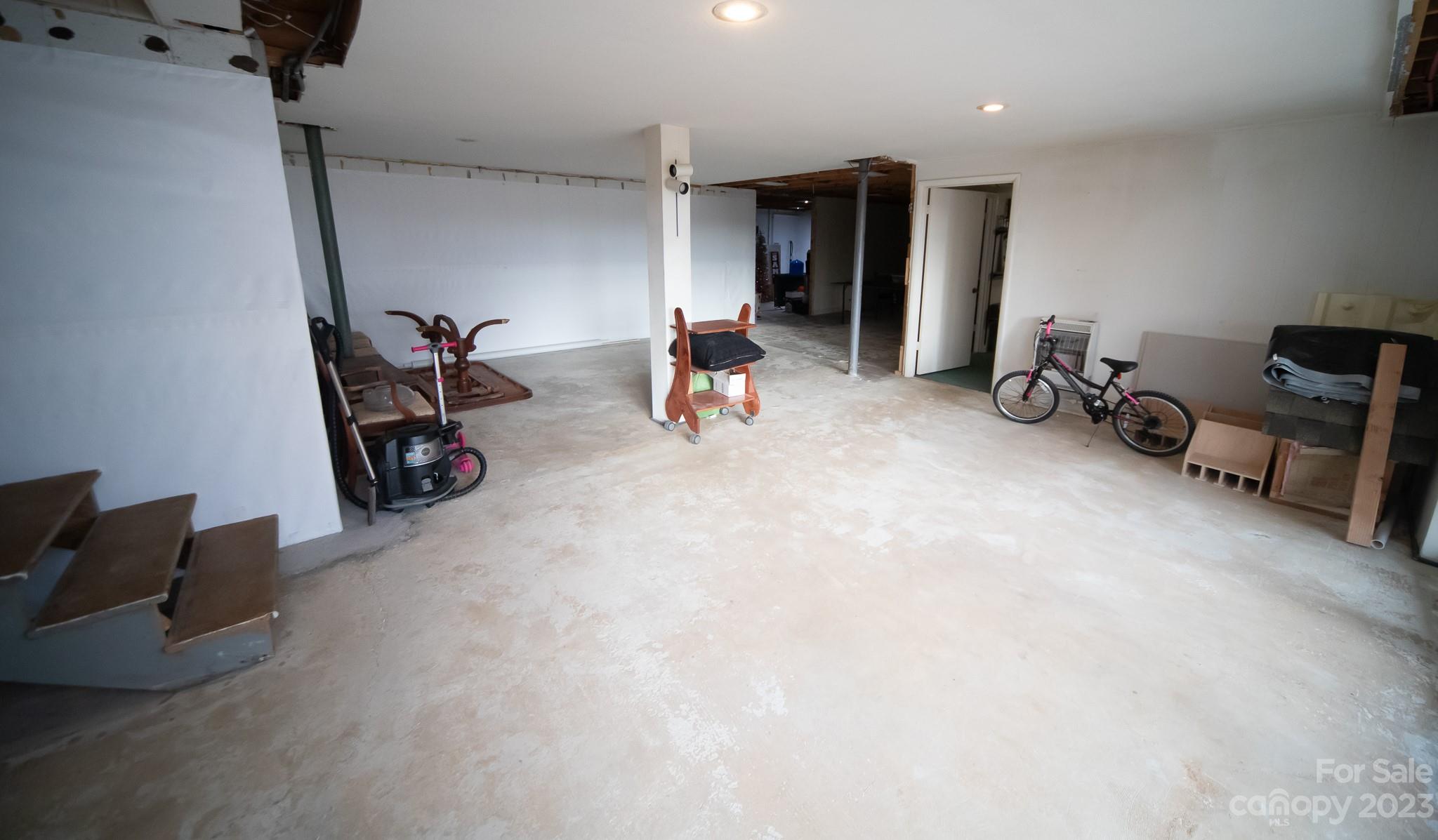 2618 Hebron Road