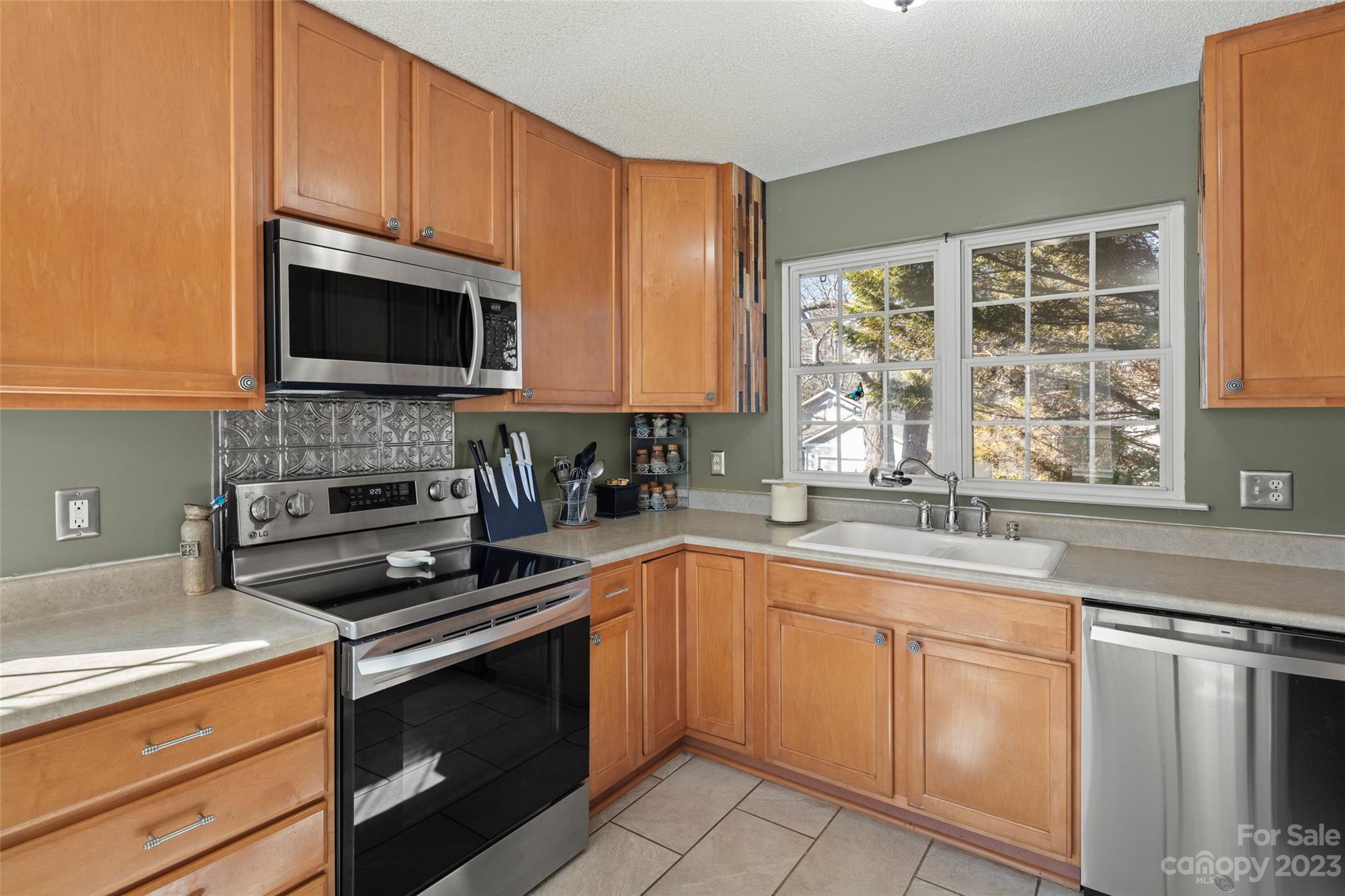 14 Glenwood Hill Lane