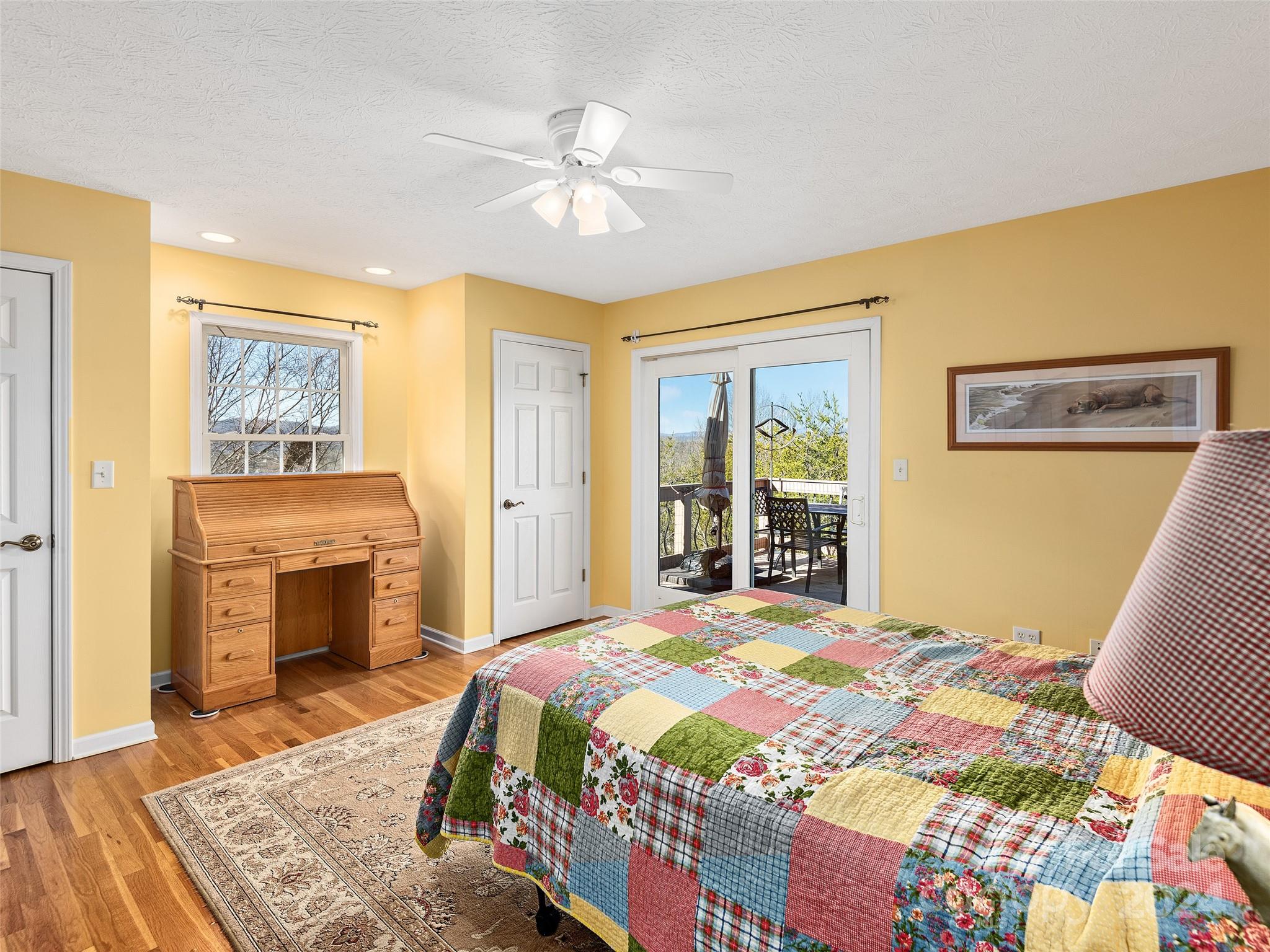 238 Circle Top Drive