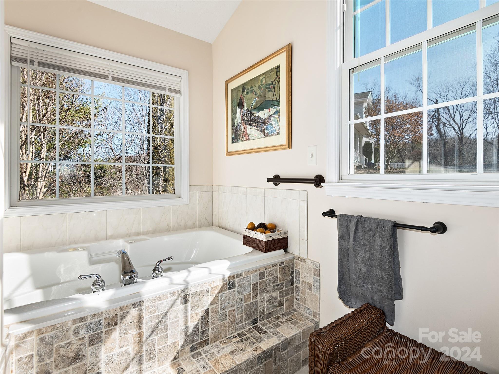 238 Circle Top Drive