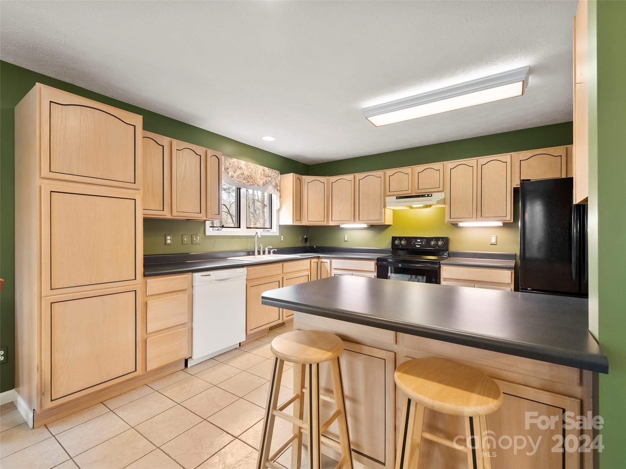 230 Ladson Spring Trail