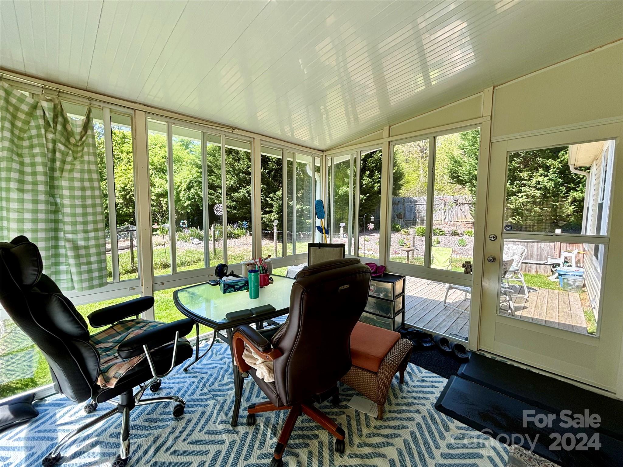 24 N Springs Drive