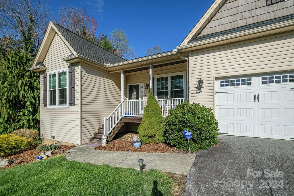 24 N Springs Drive
