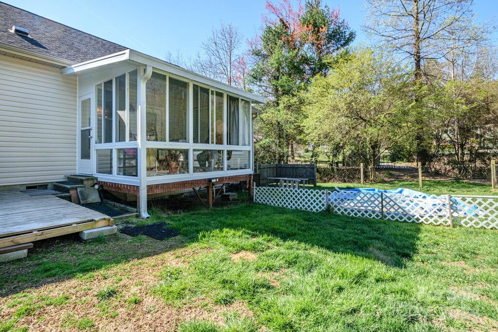 24 N Springs Drive