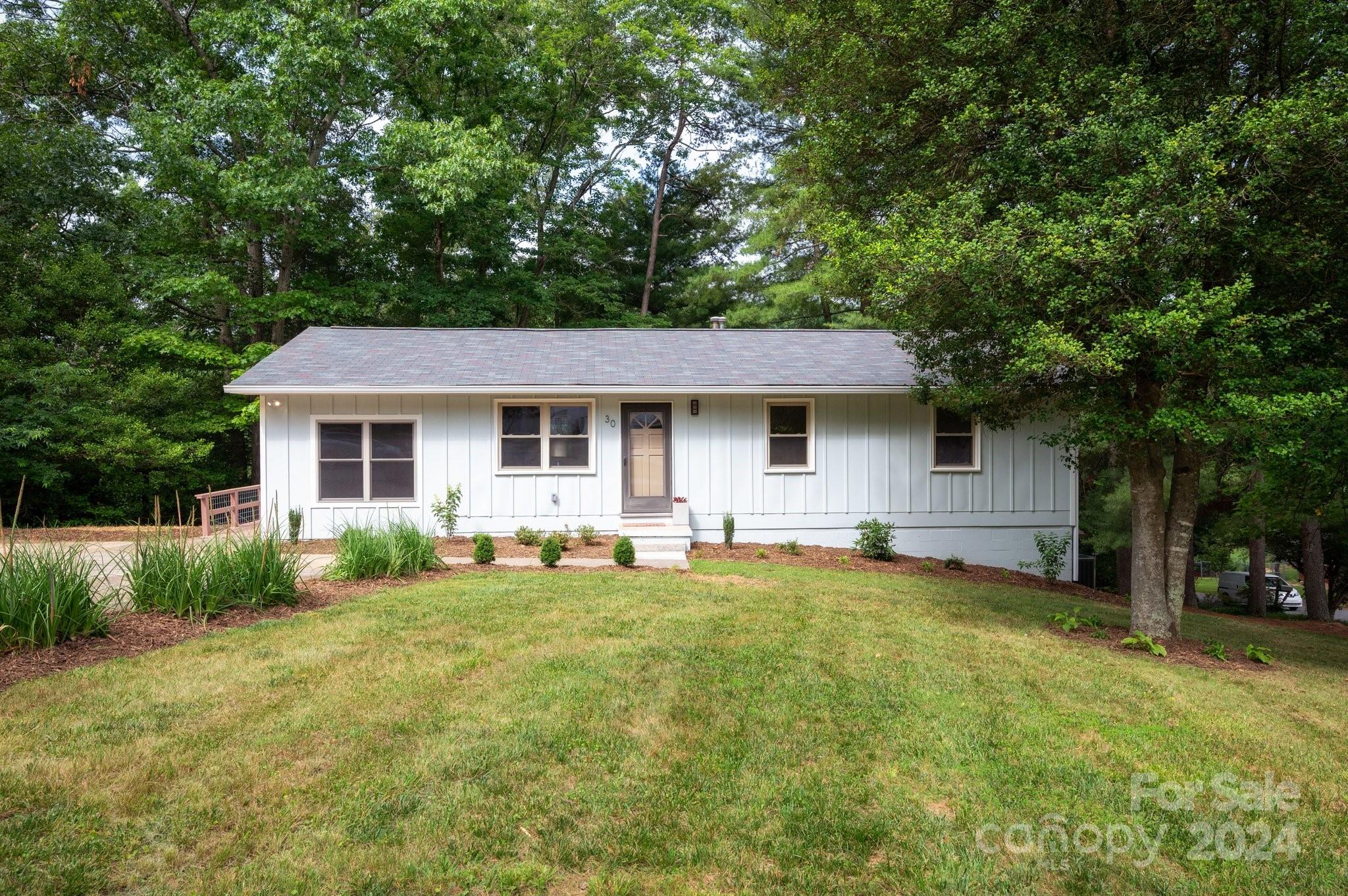 30 Evelake Drive