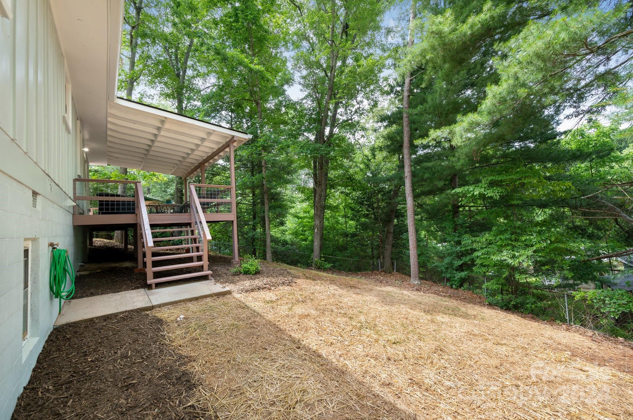 30 Evelake Drive