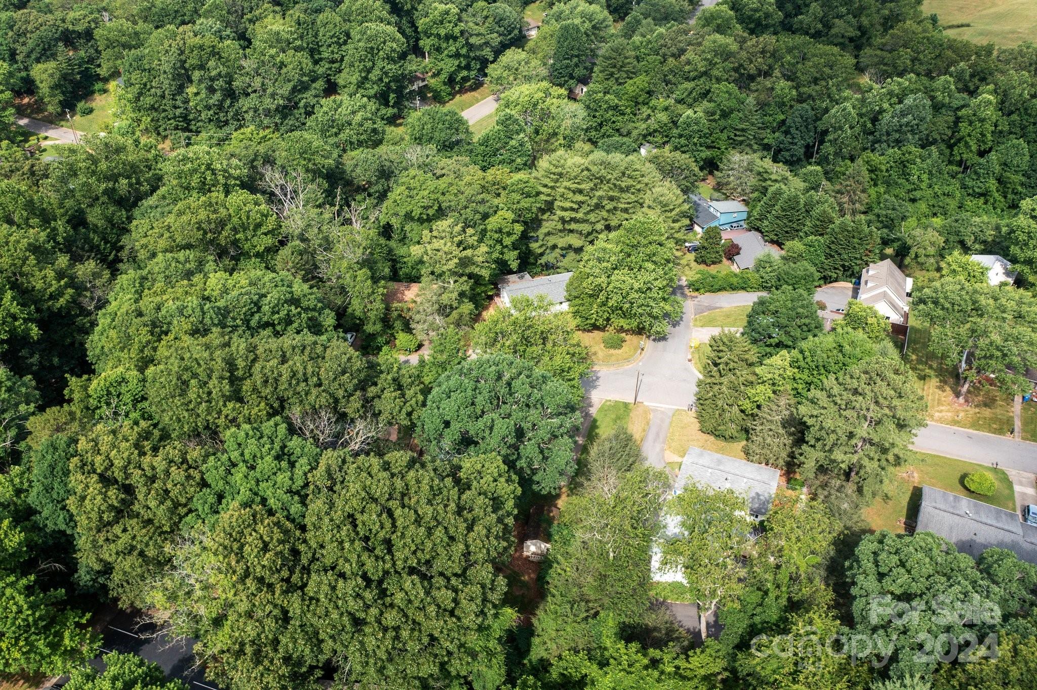 30 Evelake Drive