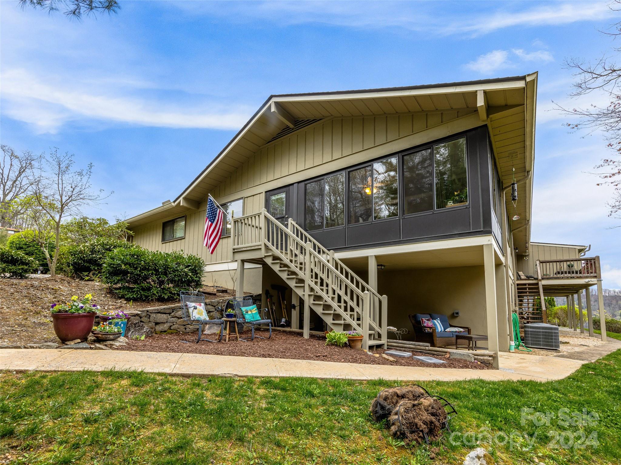 500 Davis Mountain Road
