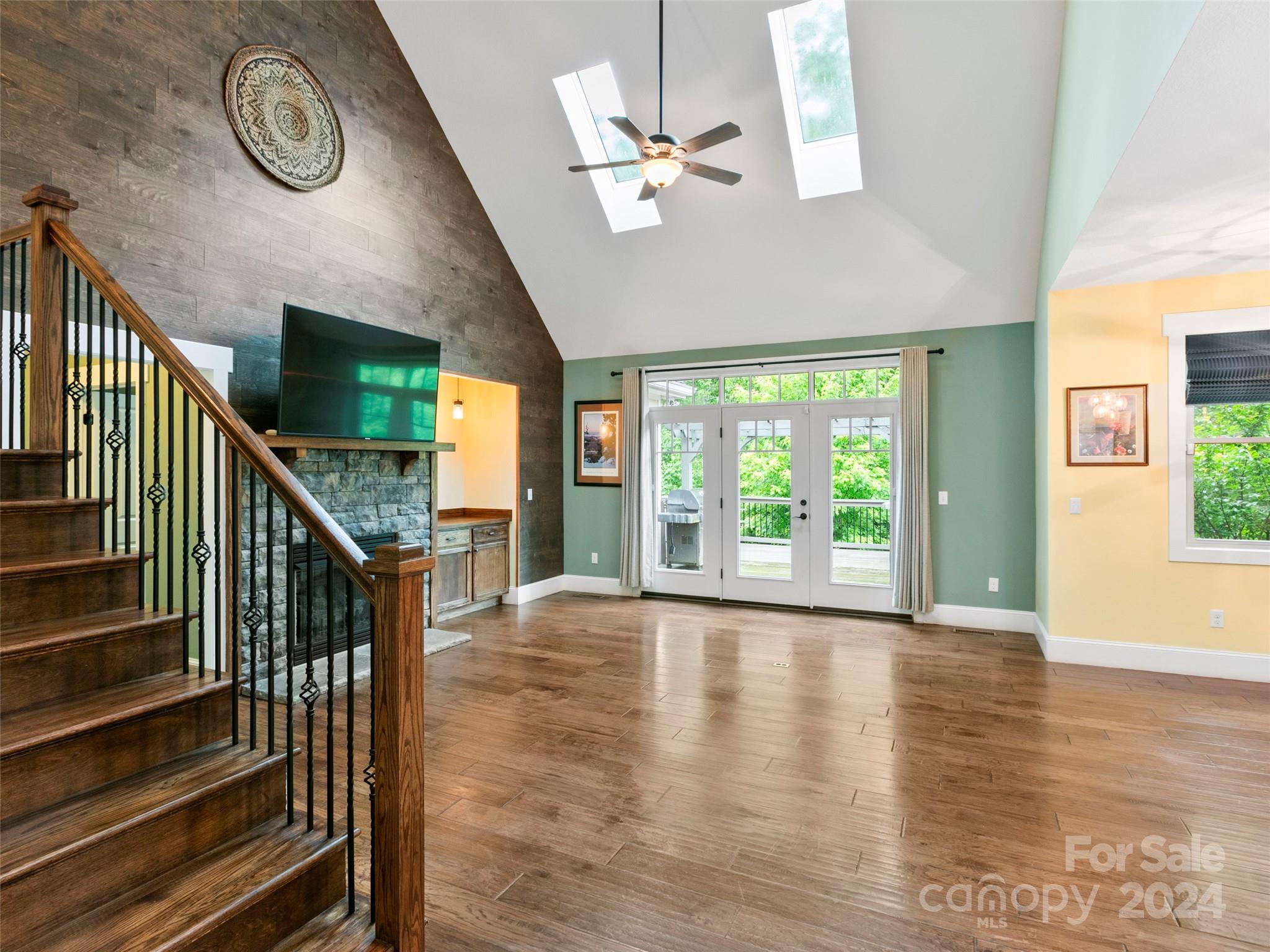 20 Quail Hollow Drive