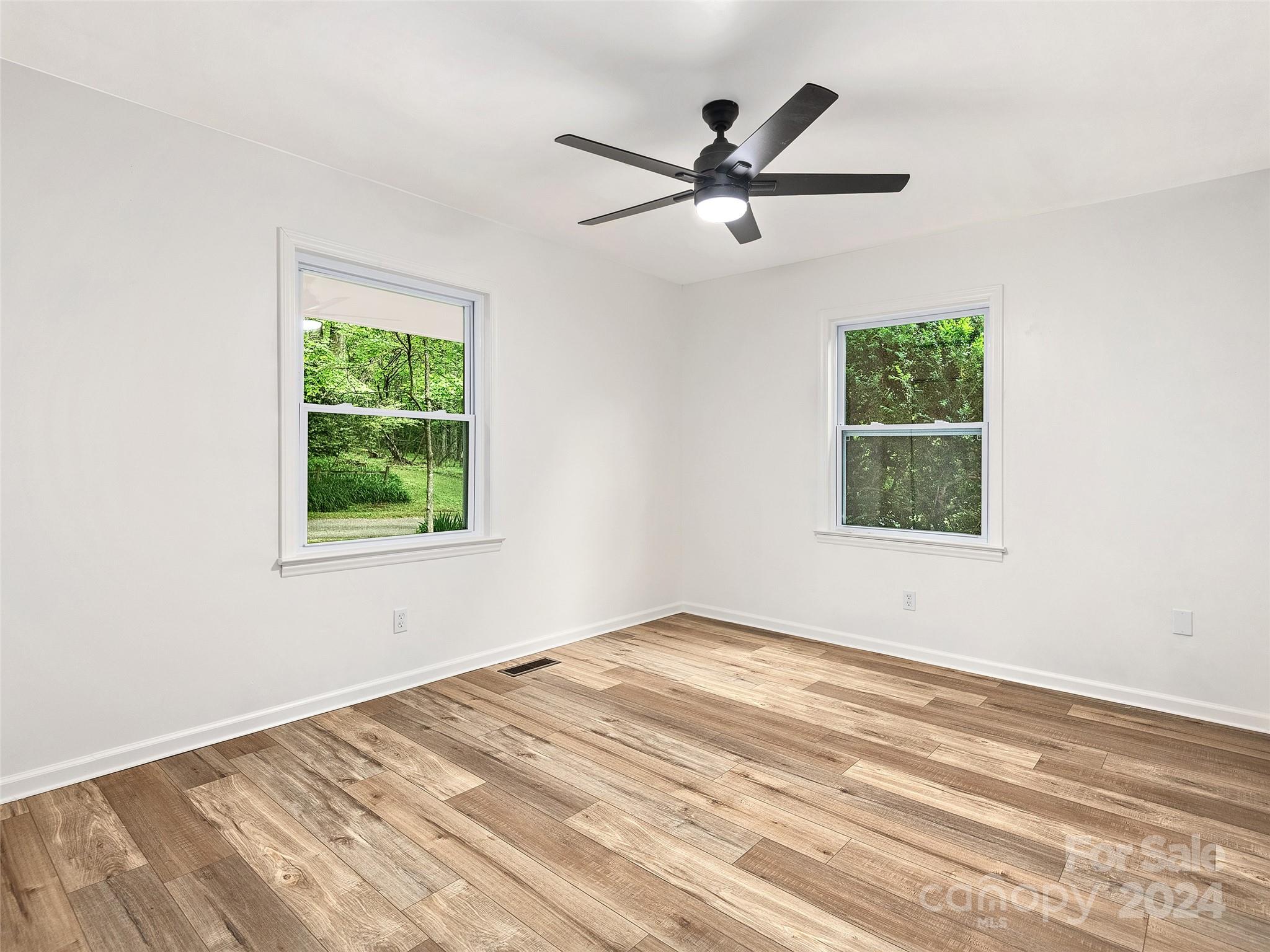 103 E White Pine Road