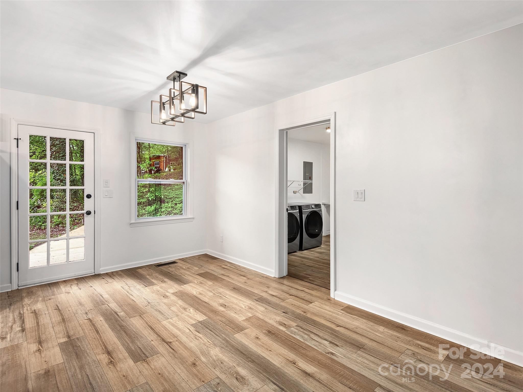 103 E White Pine Road