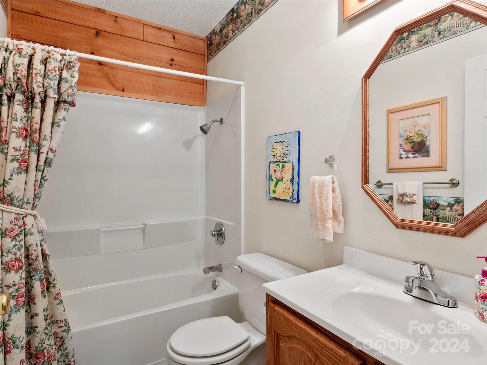 559 Roaring Rock Road