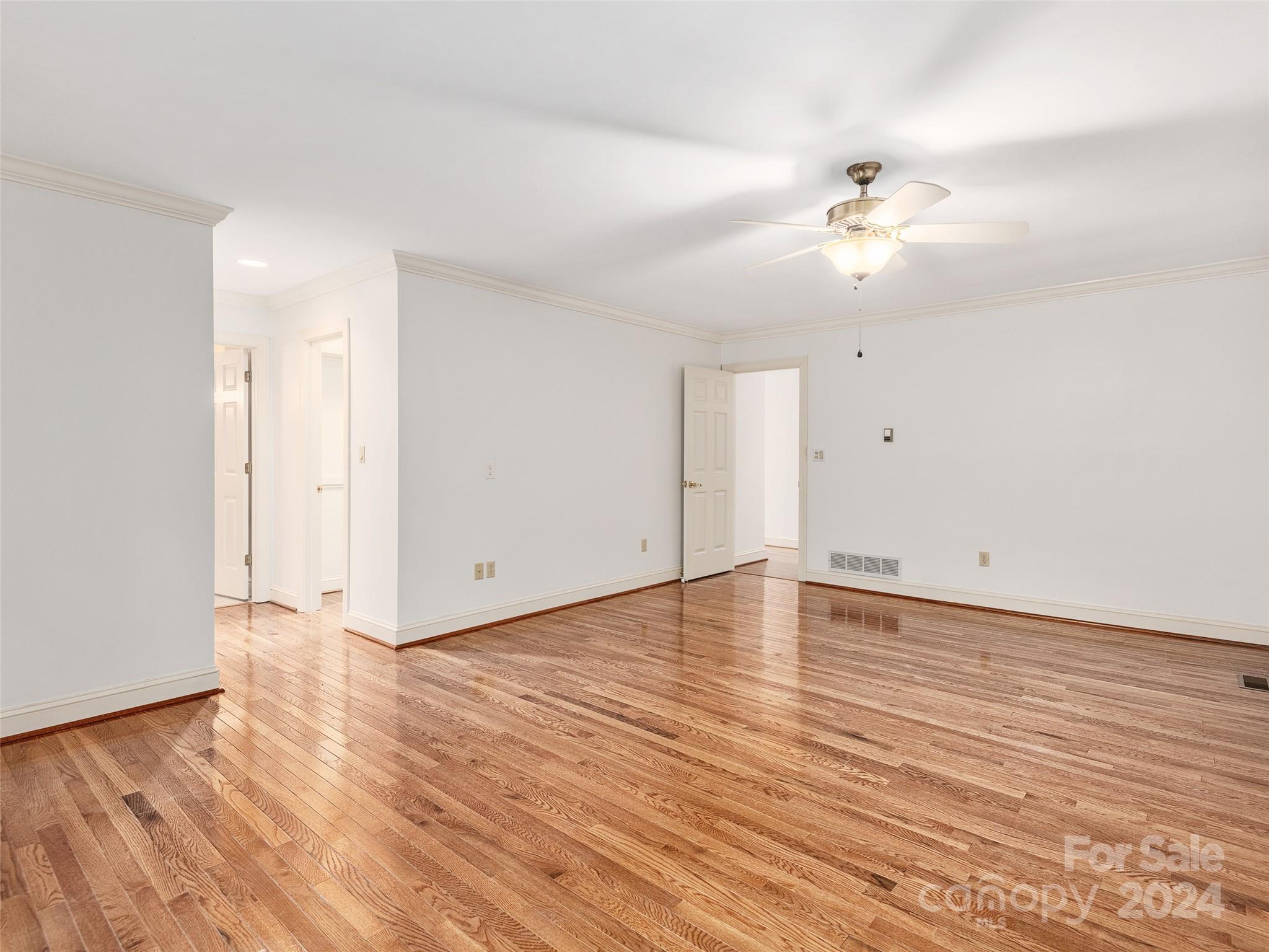 115 Woodglen Court