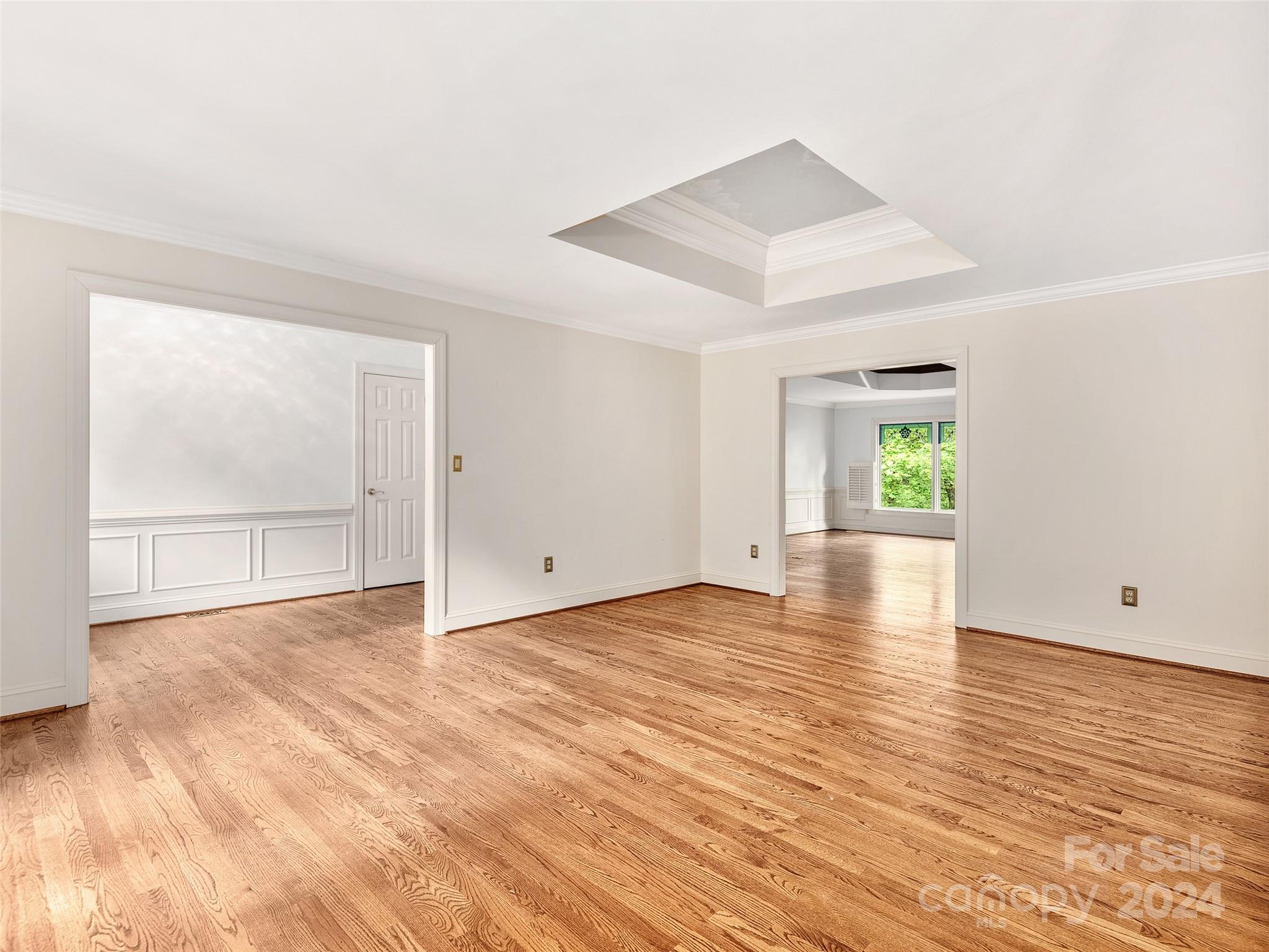 115 Woodglen Court