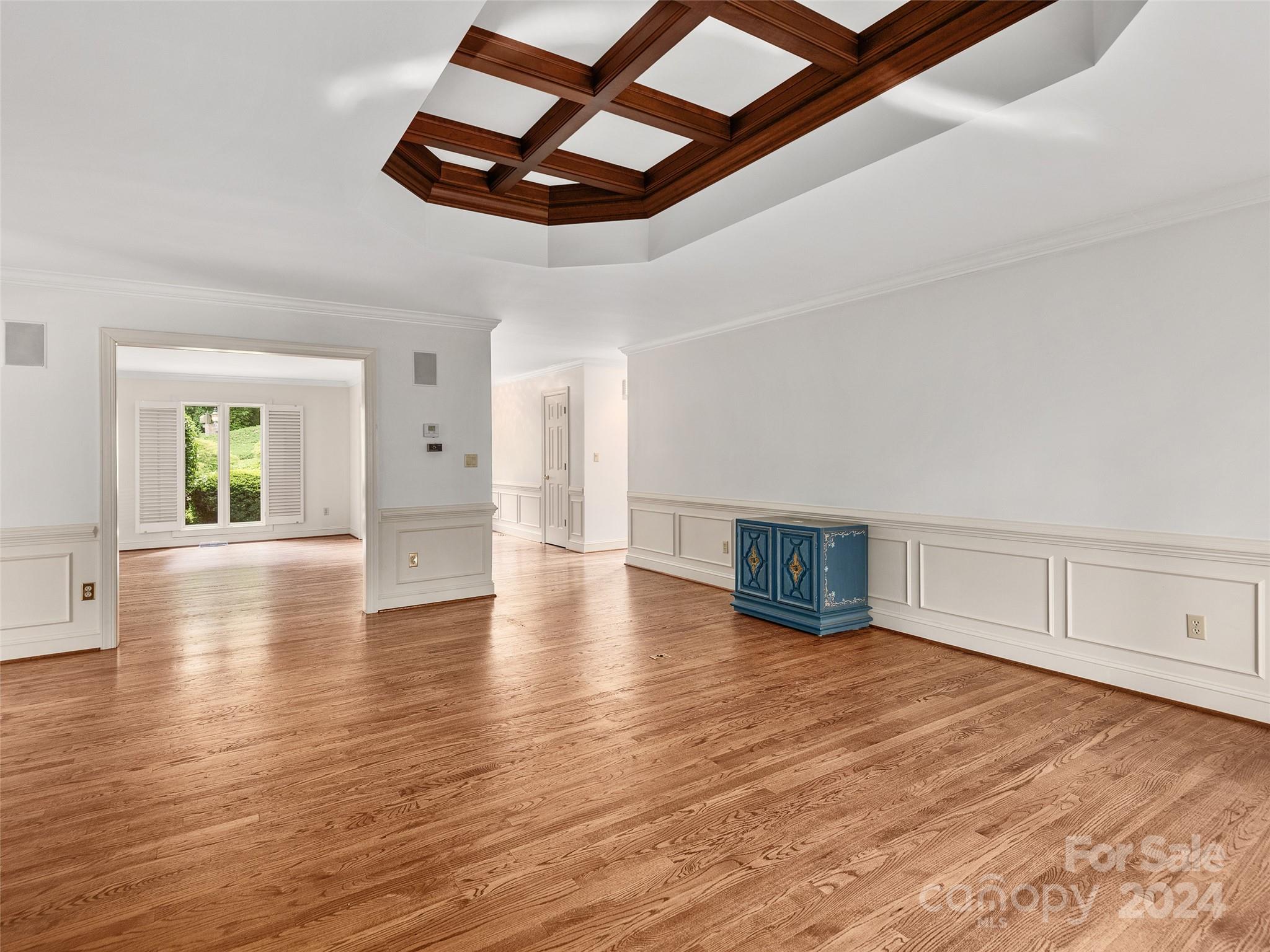 115 Woodglen Court