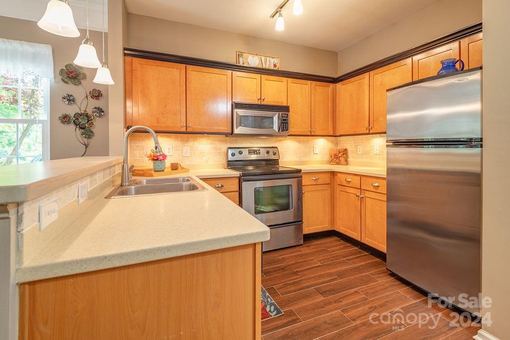 318 Appeldoorn Circle