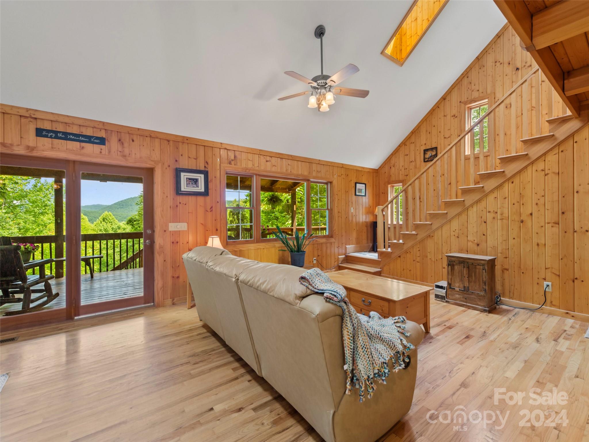 391 Indian Ridge Trail