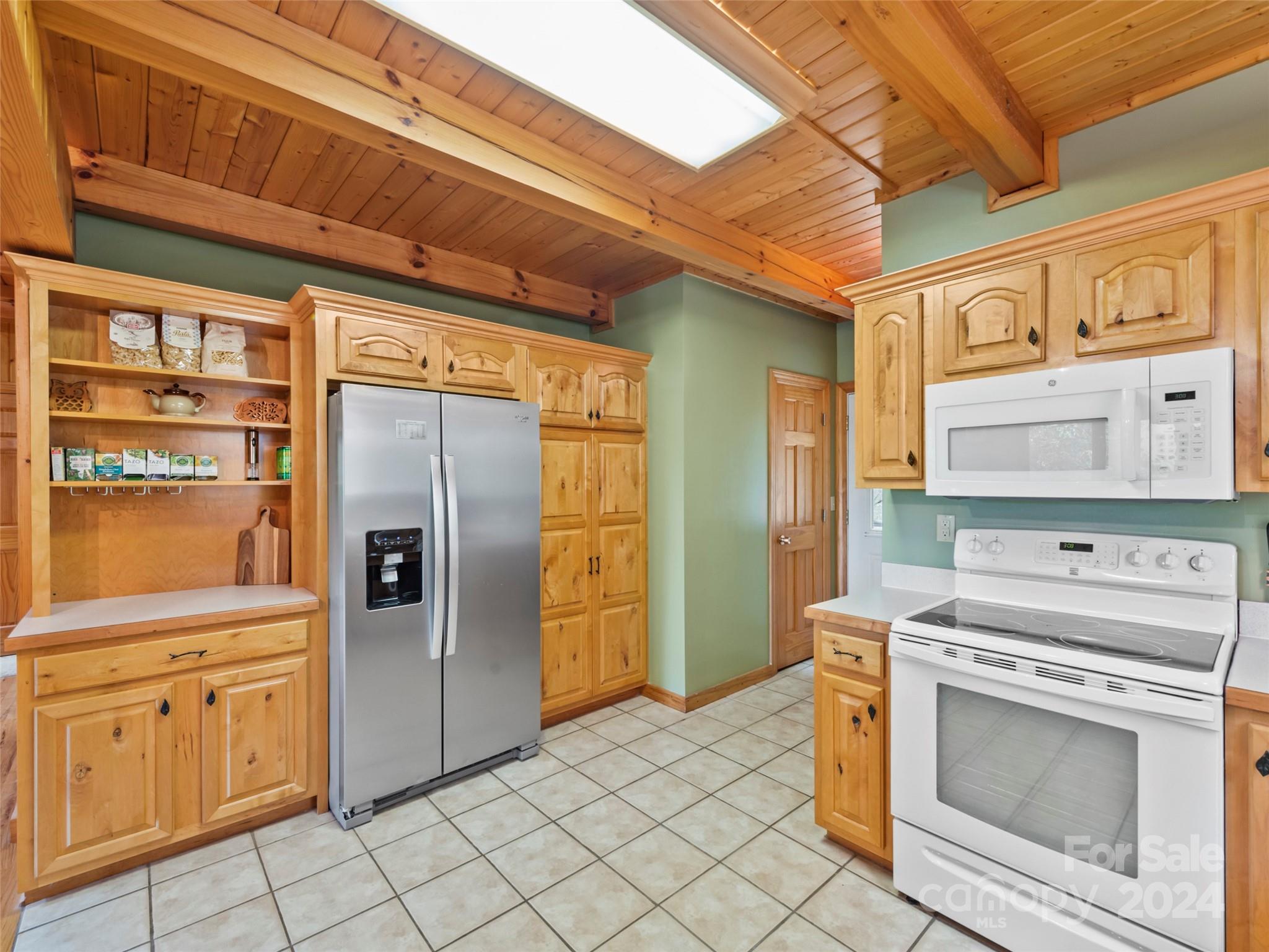 391 Indian Ridge Trail