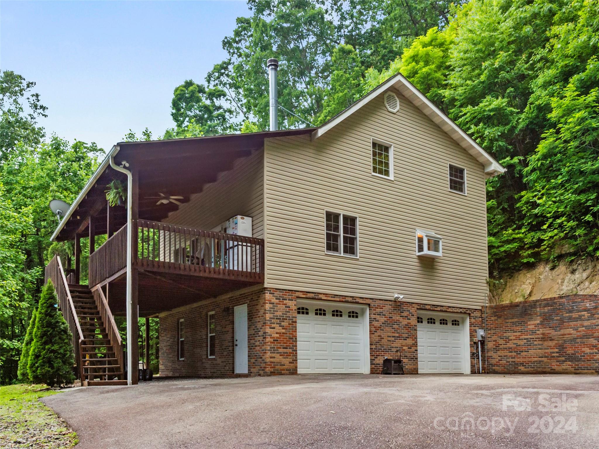 391 Indian Ridge Trail