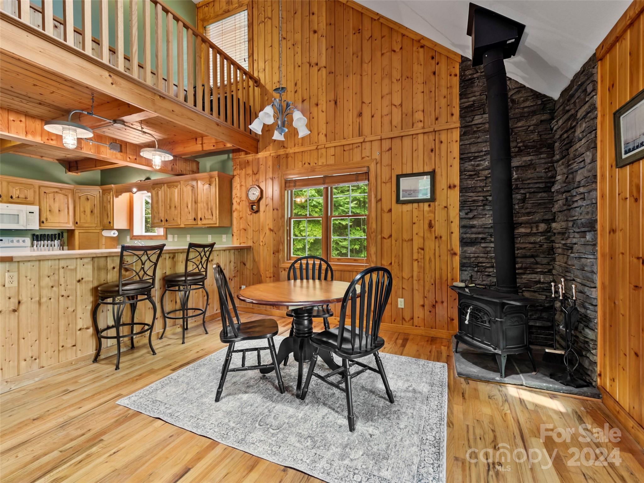 391 Indian Ridge Trail