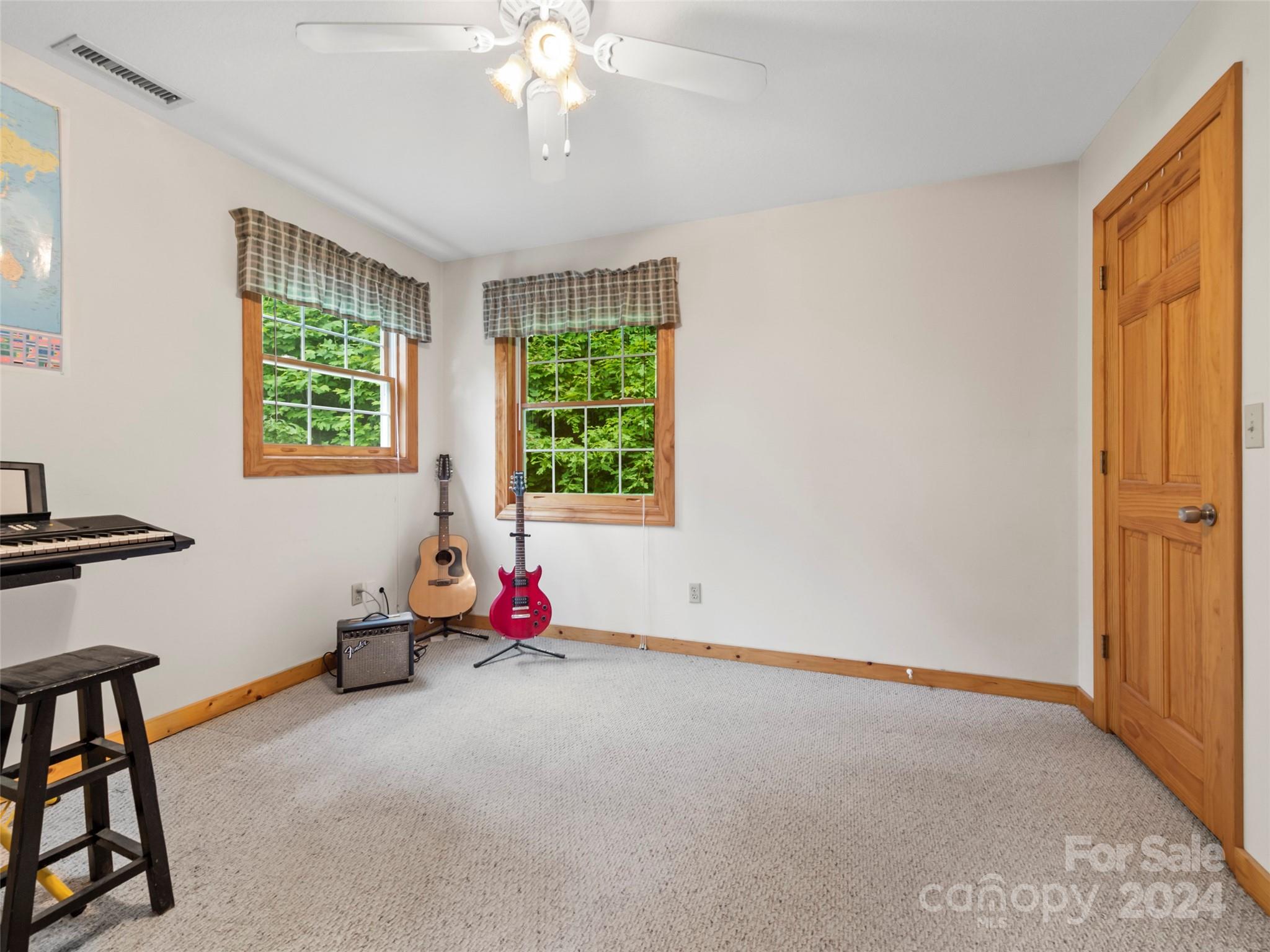391 Indian Ridge Trail