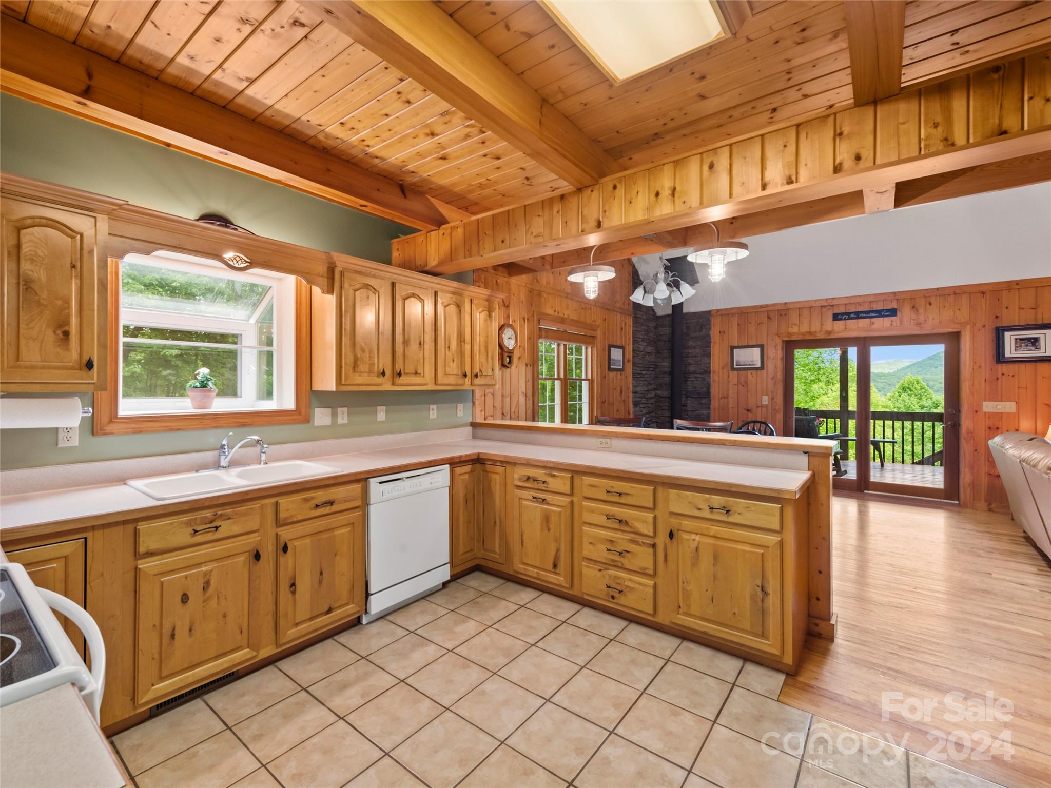 391 Indian Ridge Trail