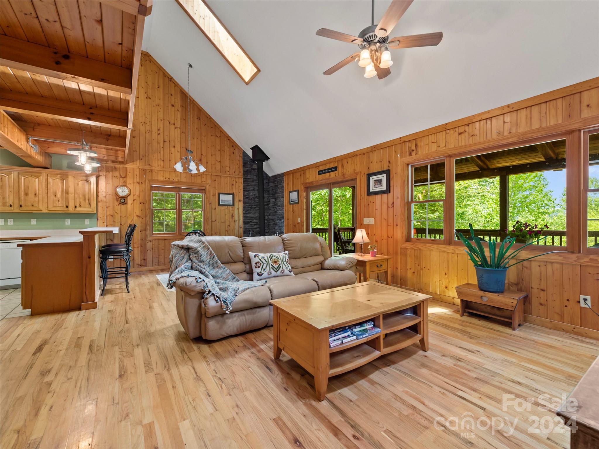 391 Indian Ridge Trail