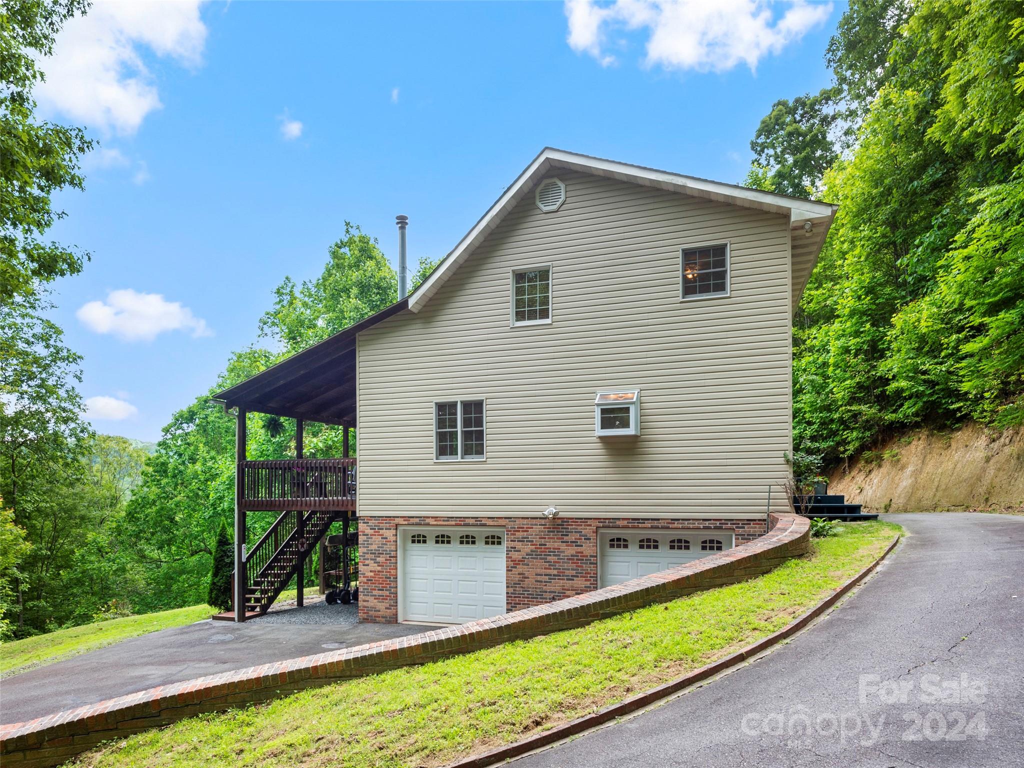 391 Indian Ridge Trail