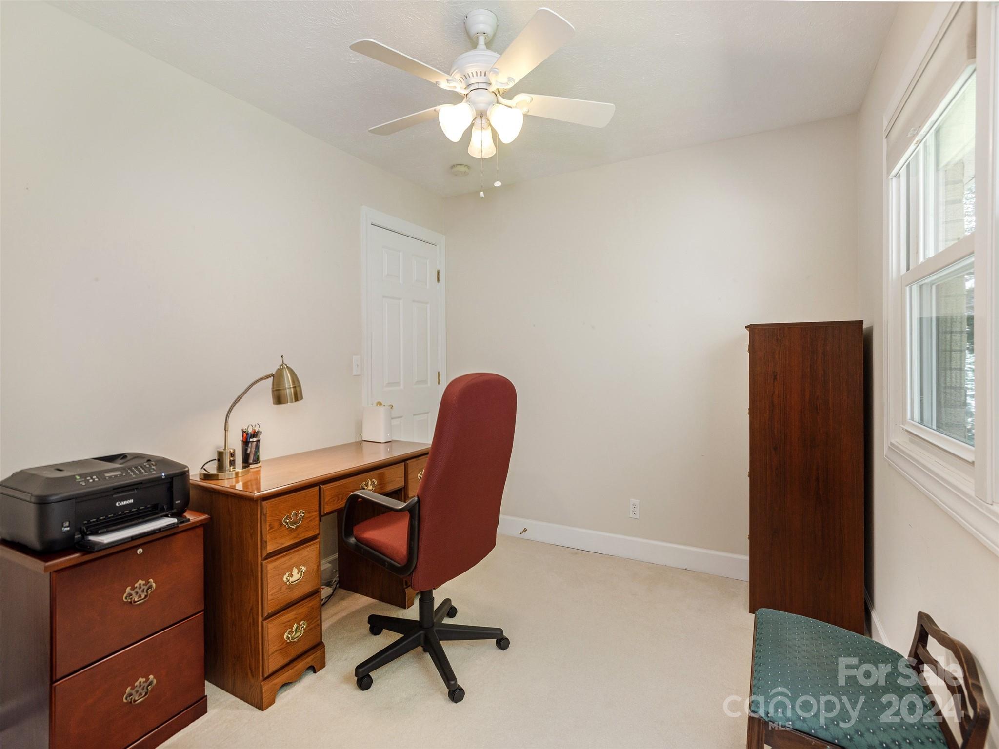 1707 Hummingbird Lane