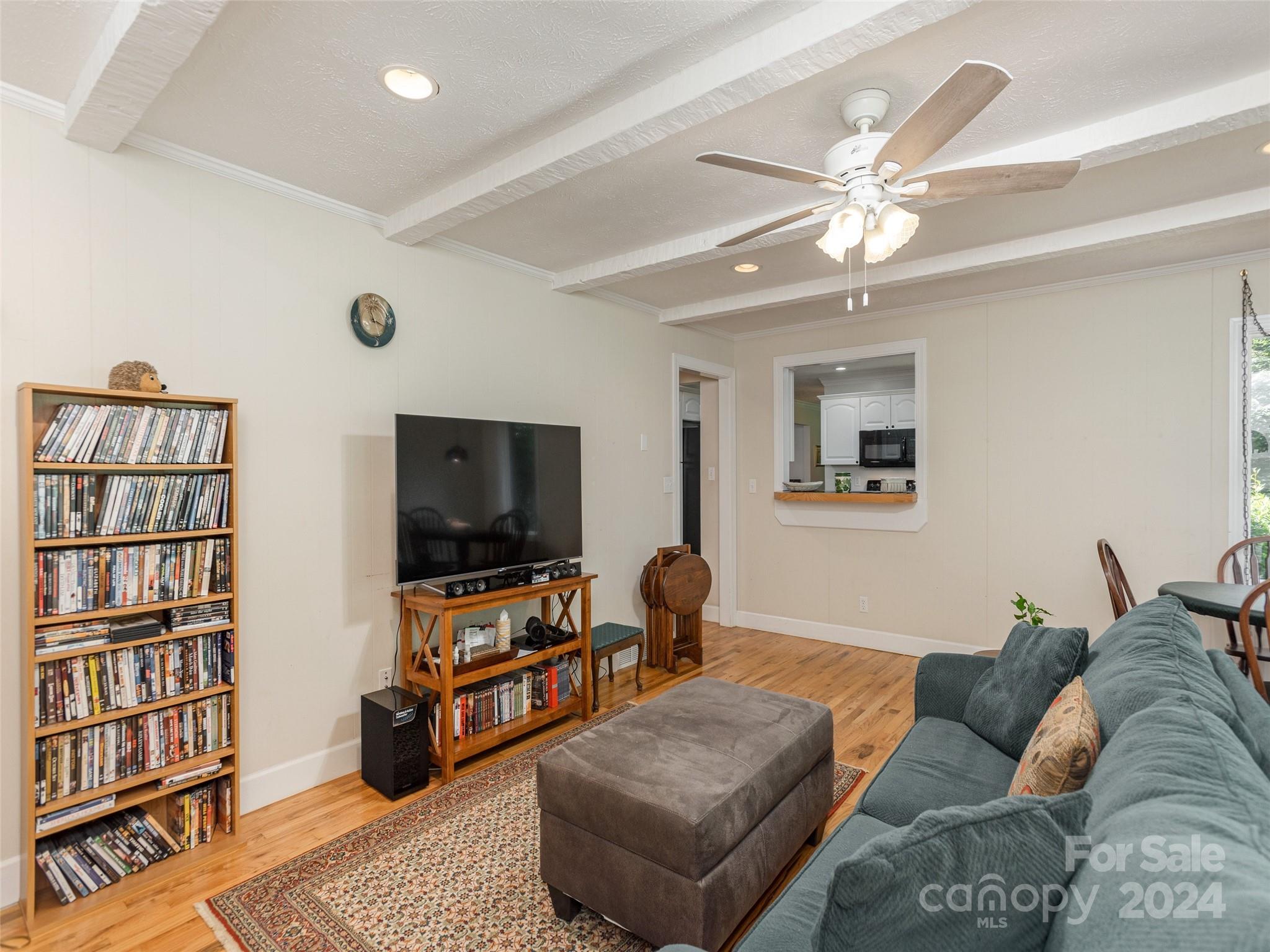 1707 Hummingbird Lane