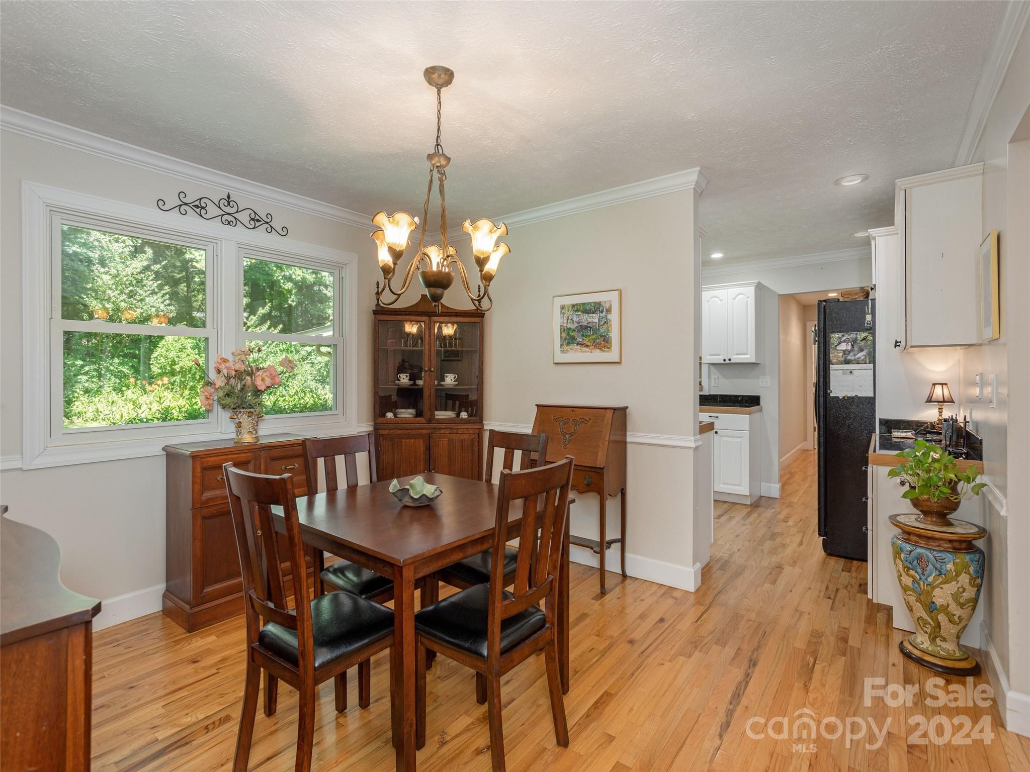 1707 Hummingbird Lane