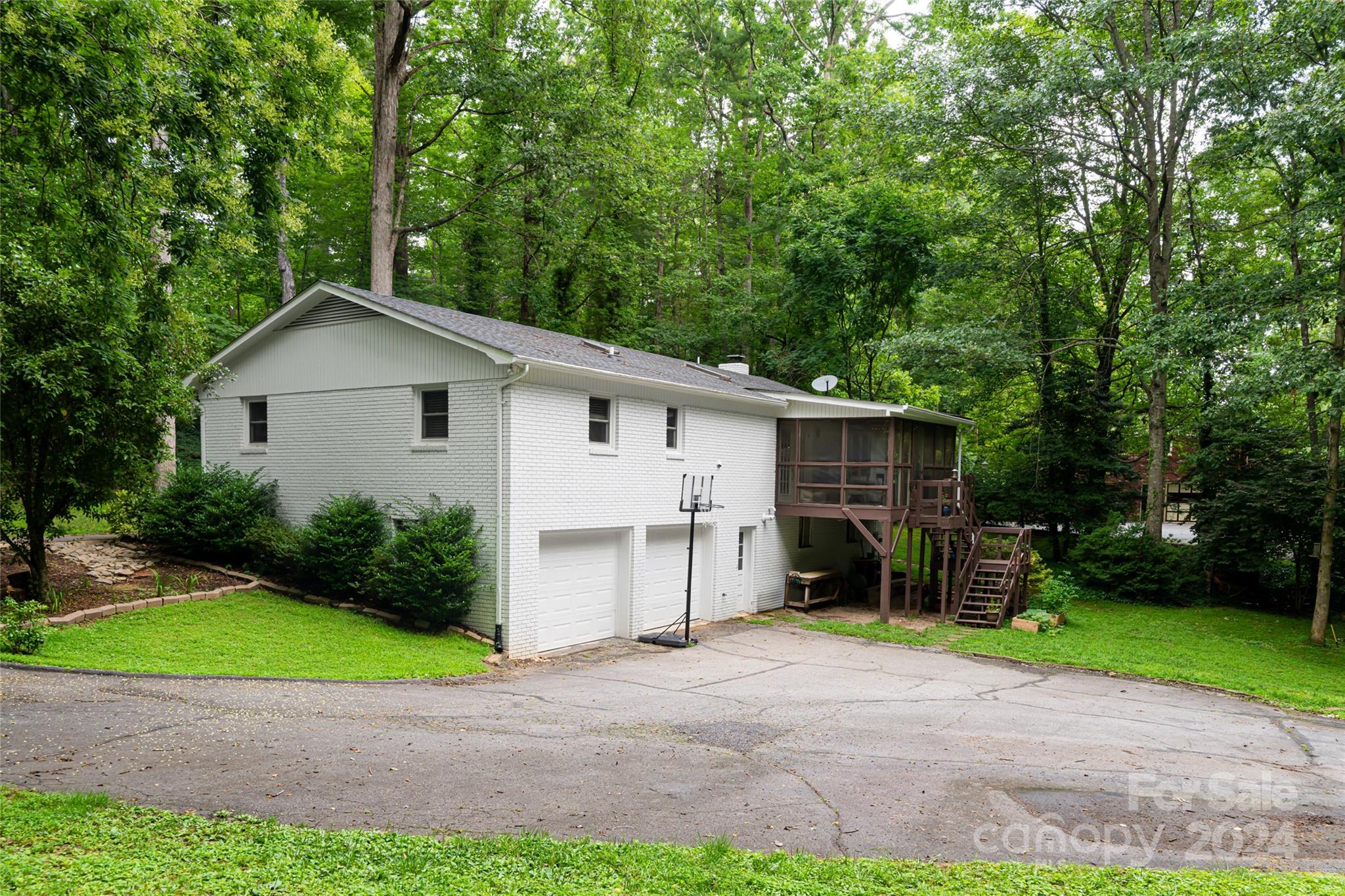 2514 Kanuga Road