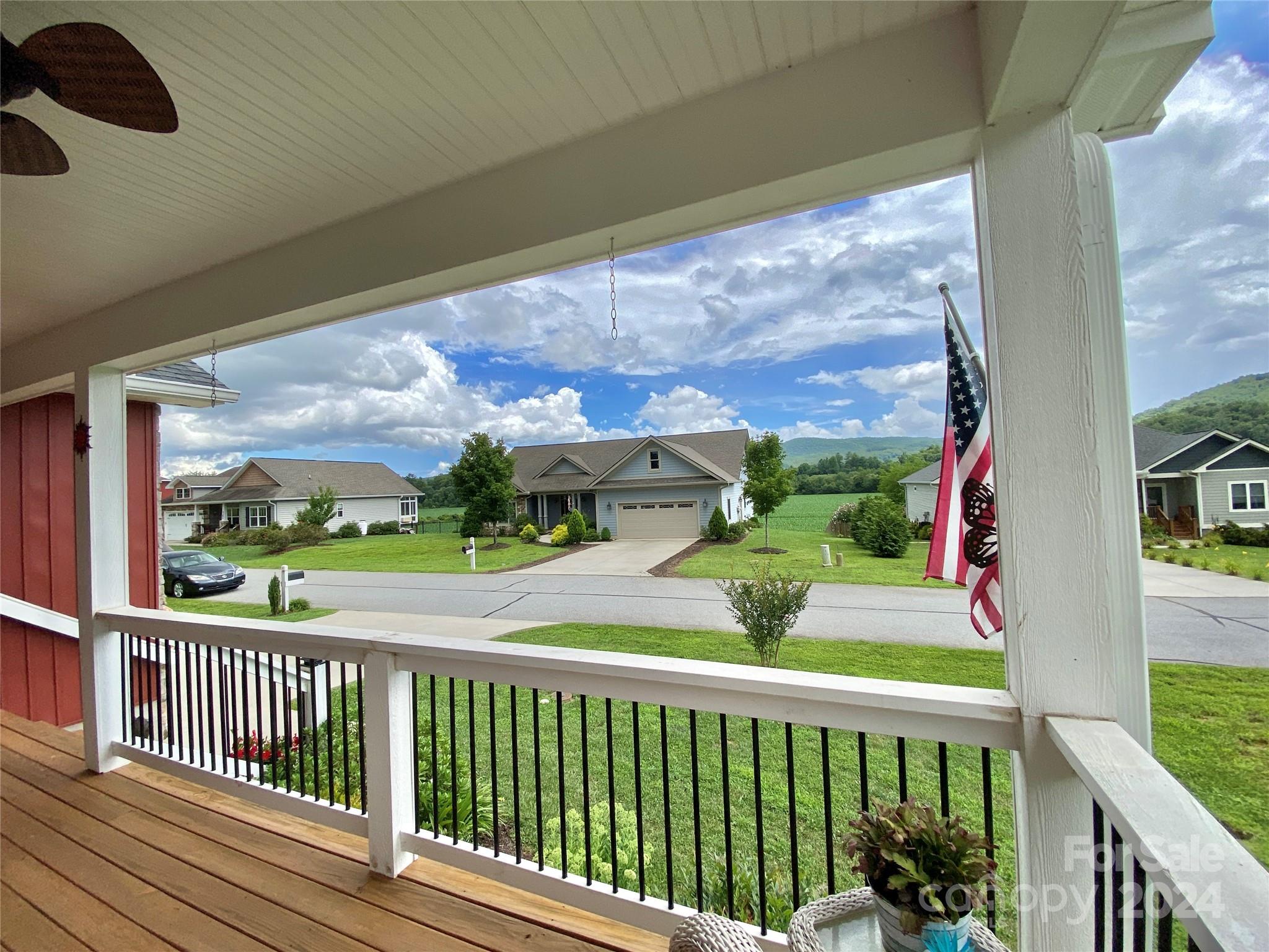 362 River Breeze Lane