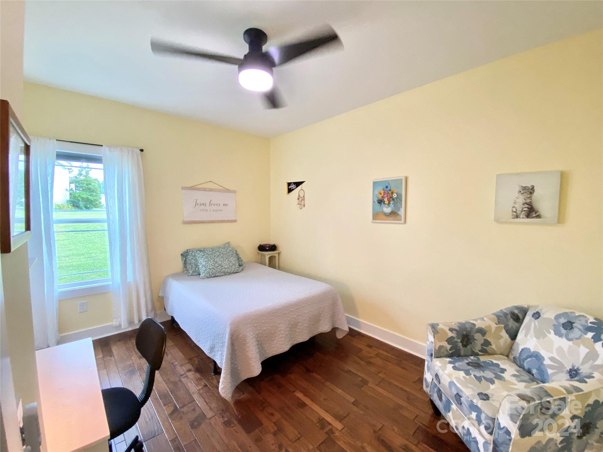 362 River Breeze Lane