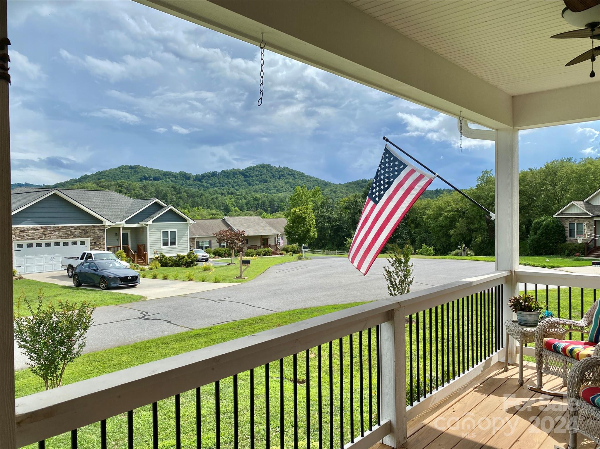 362 River Breeze Lane