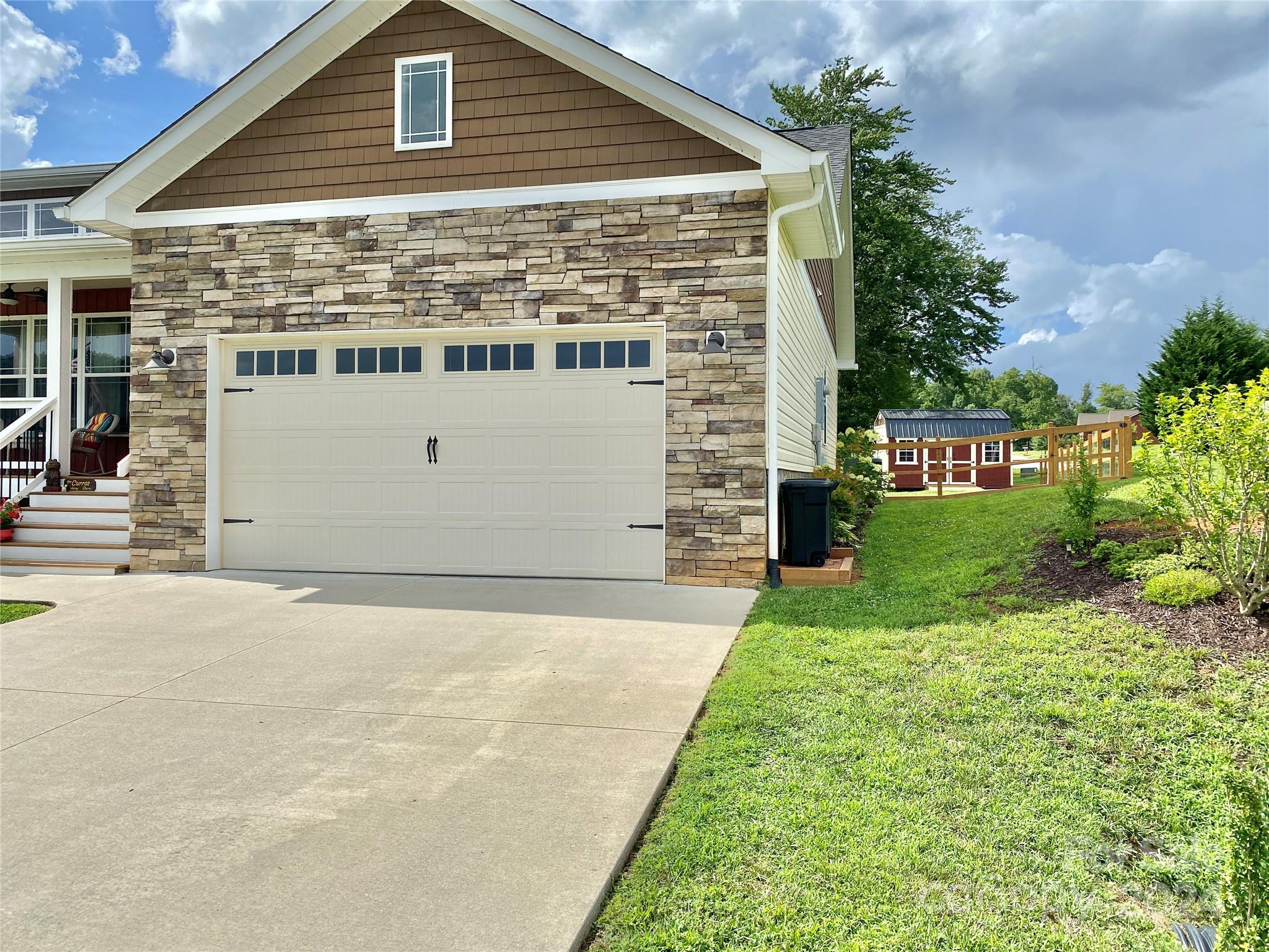 362 River Breeze Lane