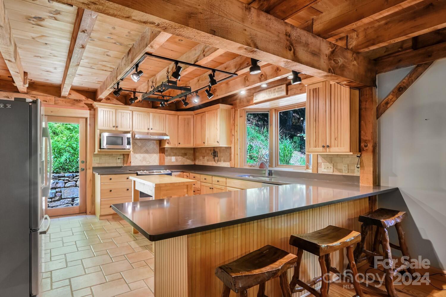 4 Poplar Drive