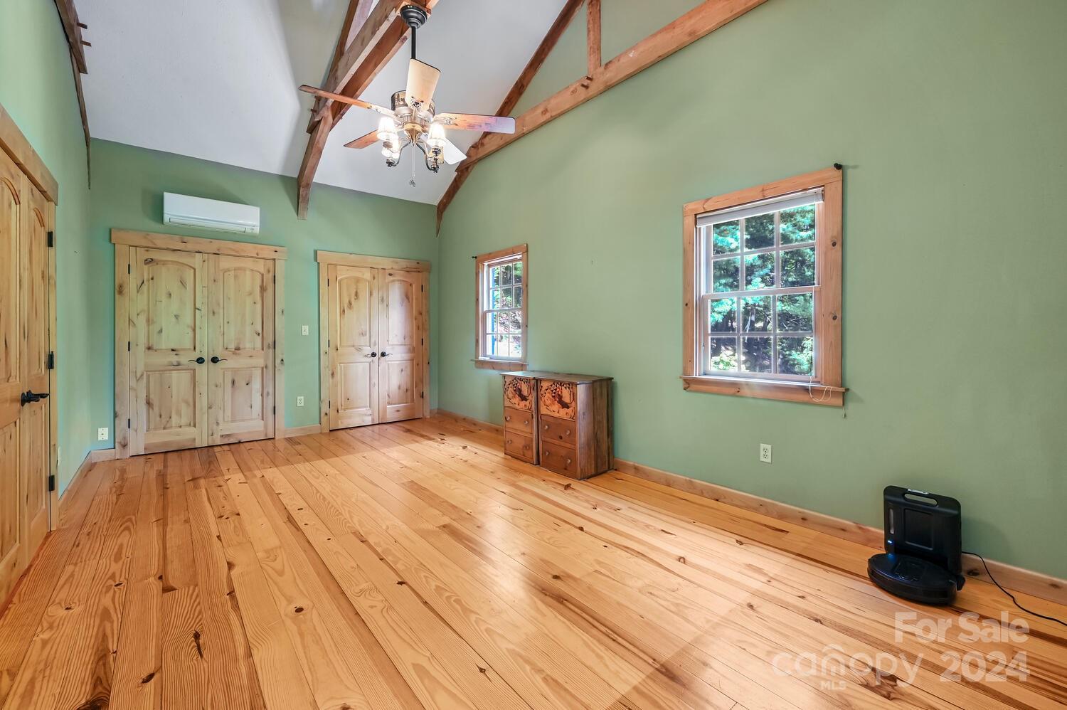 4 Poplar Drive